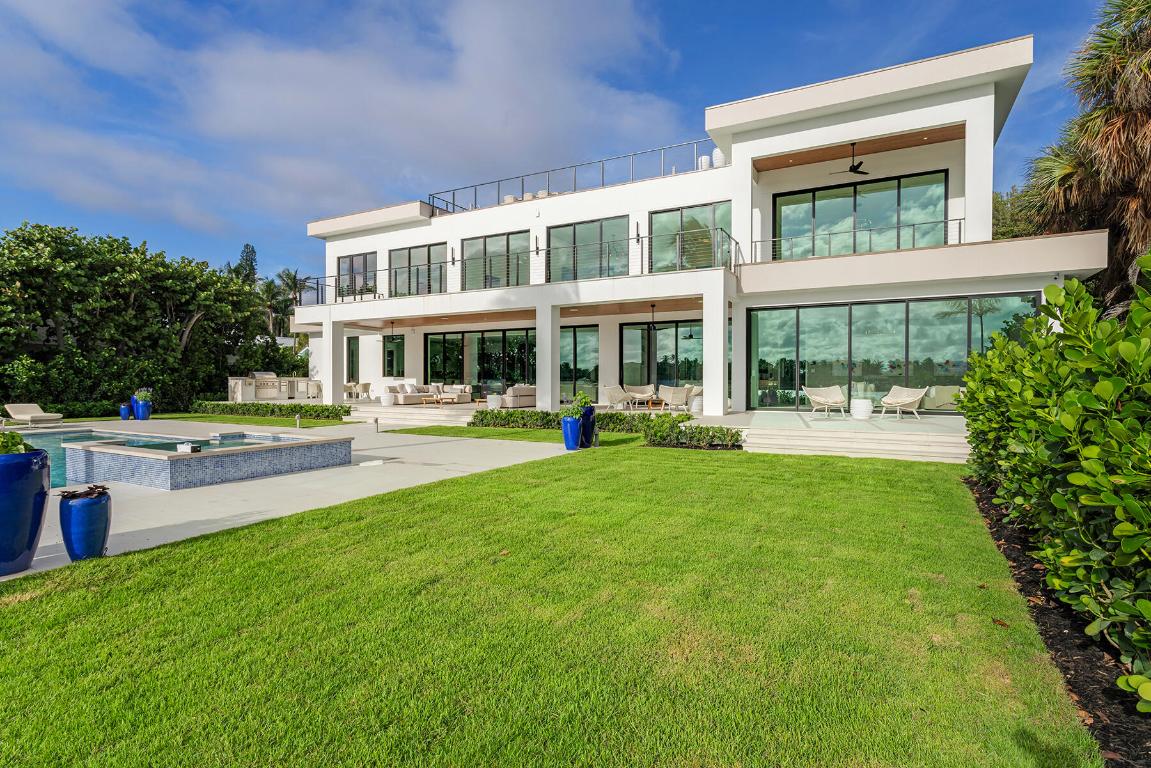 1422 SE Atlantic Drive