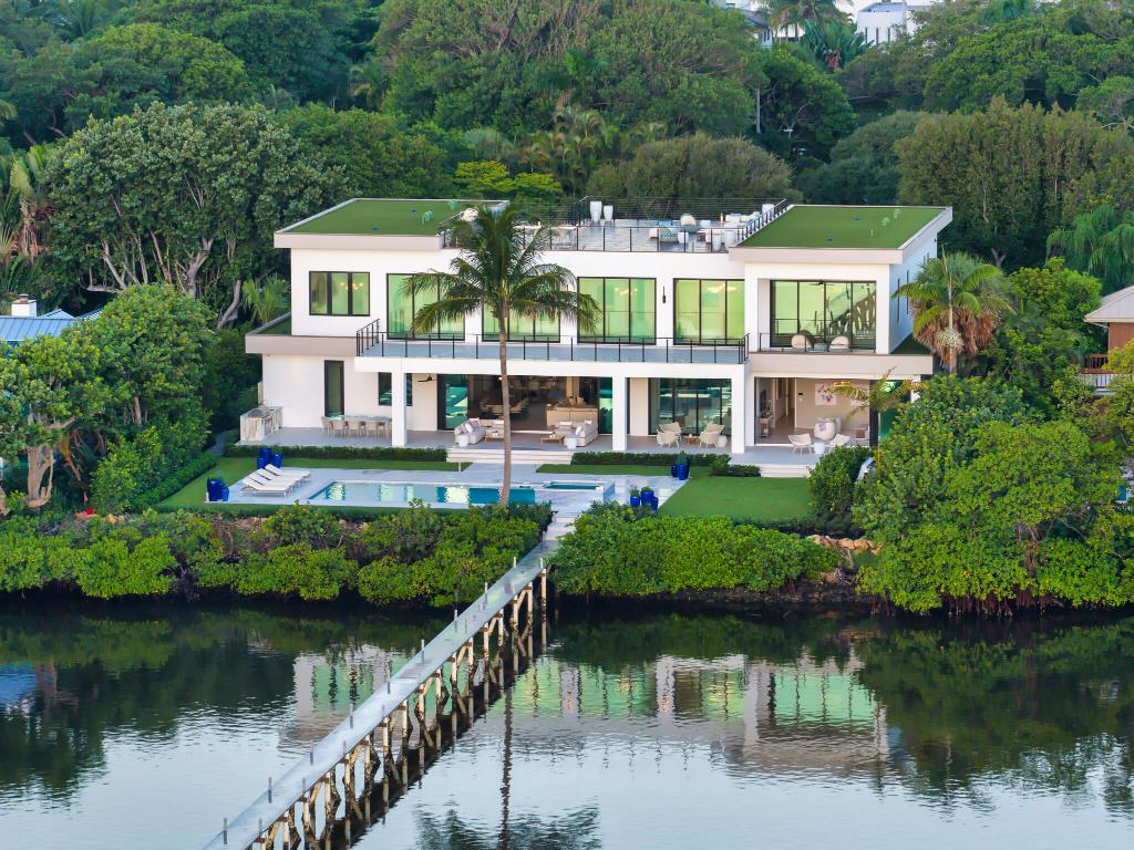 OCEAN PARK H W ROBBINS ADD IN - Residential