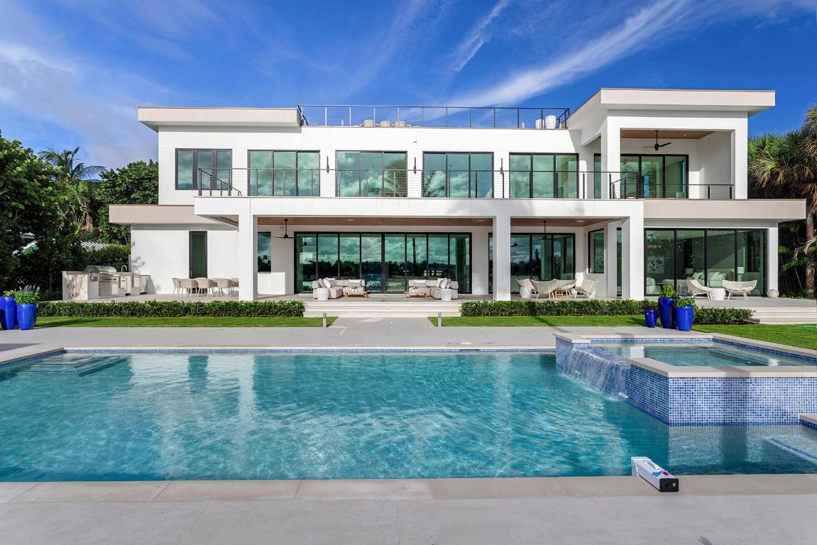 1422 SE Atlantic Drive