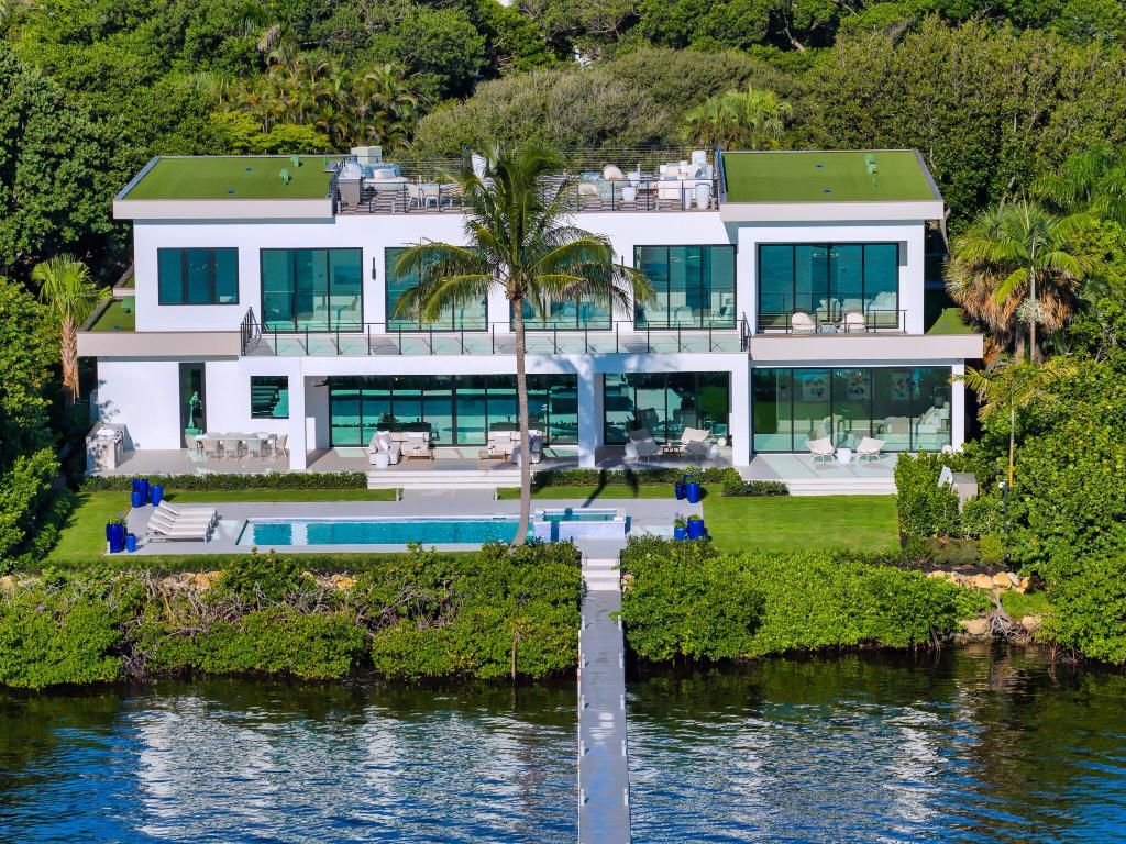 OCEAN PARK H W ROBBINS ADD IN - Residential