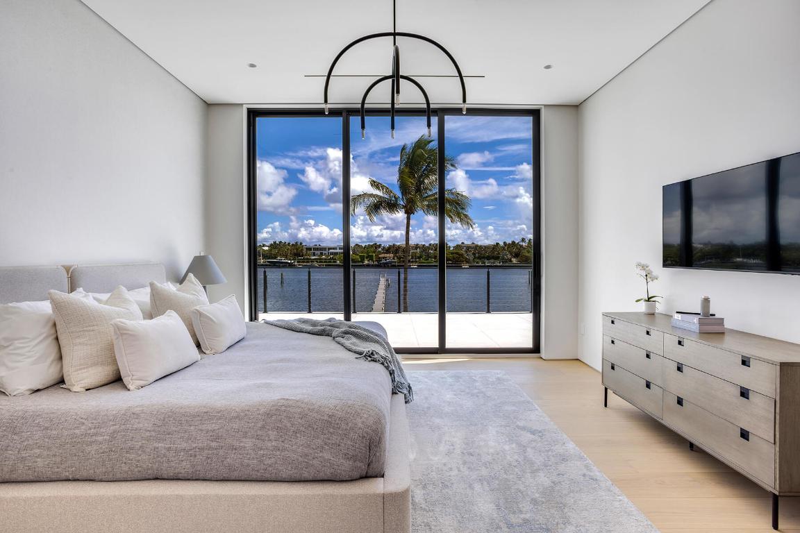 OCEAN PARK H W ROBBINS ADD IN - Residential