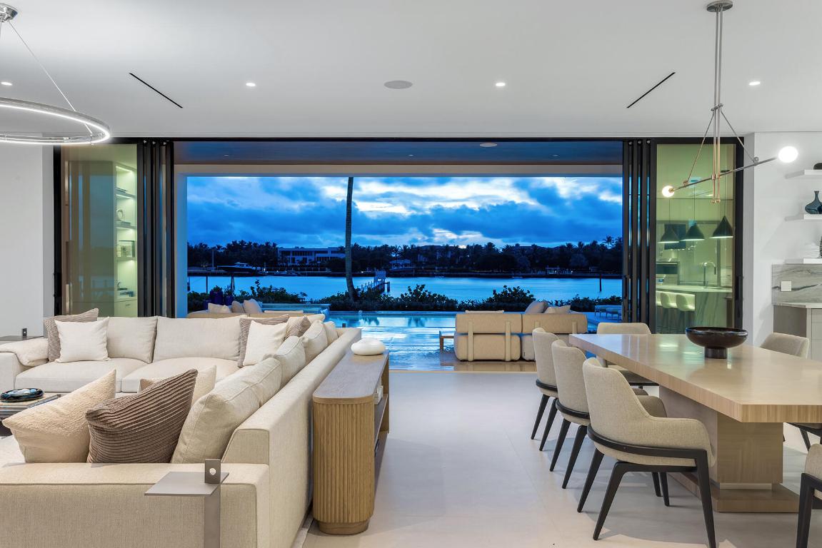 OCEAN PARK H W ROBBINS ADD IN - Residential