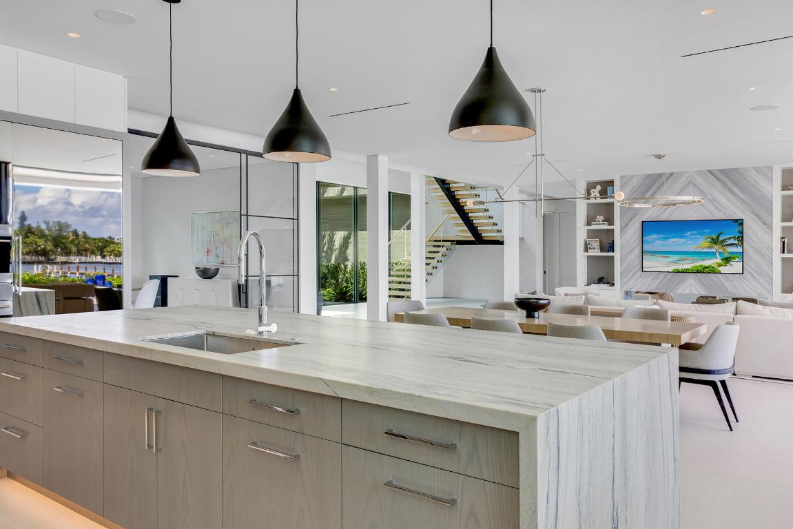 OCEAN PARK H W ROBBINS ADD IN - Residential