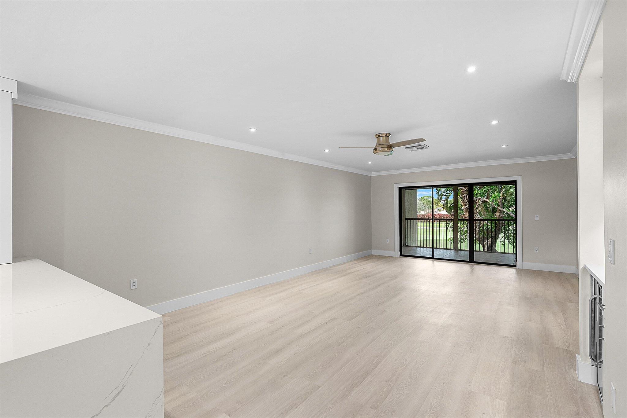 STRATFORD AT HUNTERS RUN - Residential