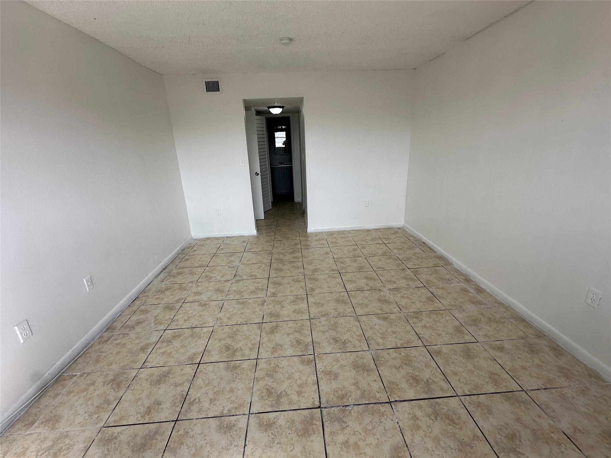 Sunset Hills I Condo - Residential Lease
