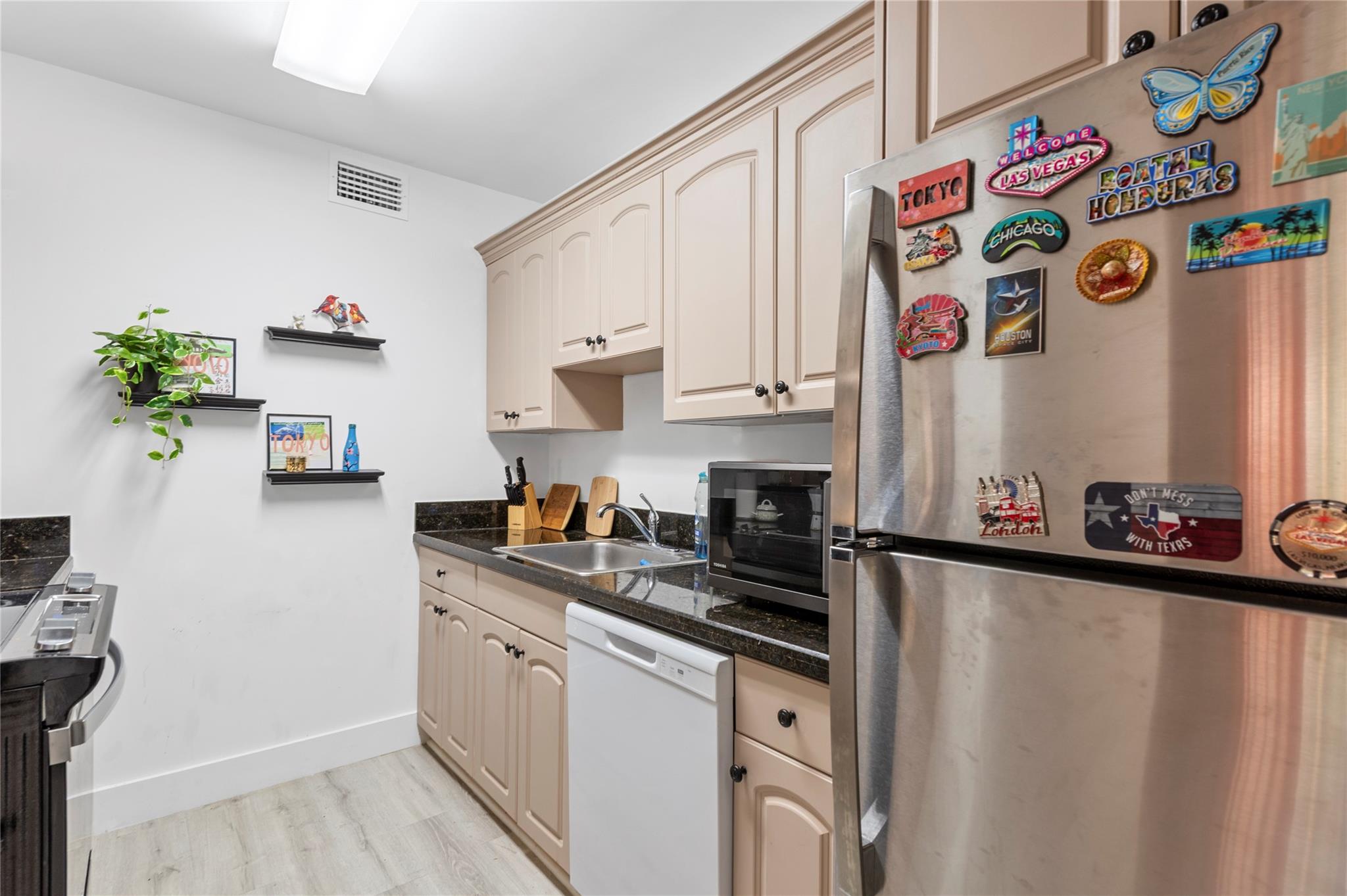 4201 W Mcnab Rd 10
