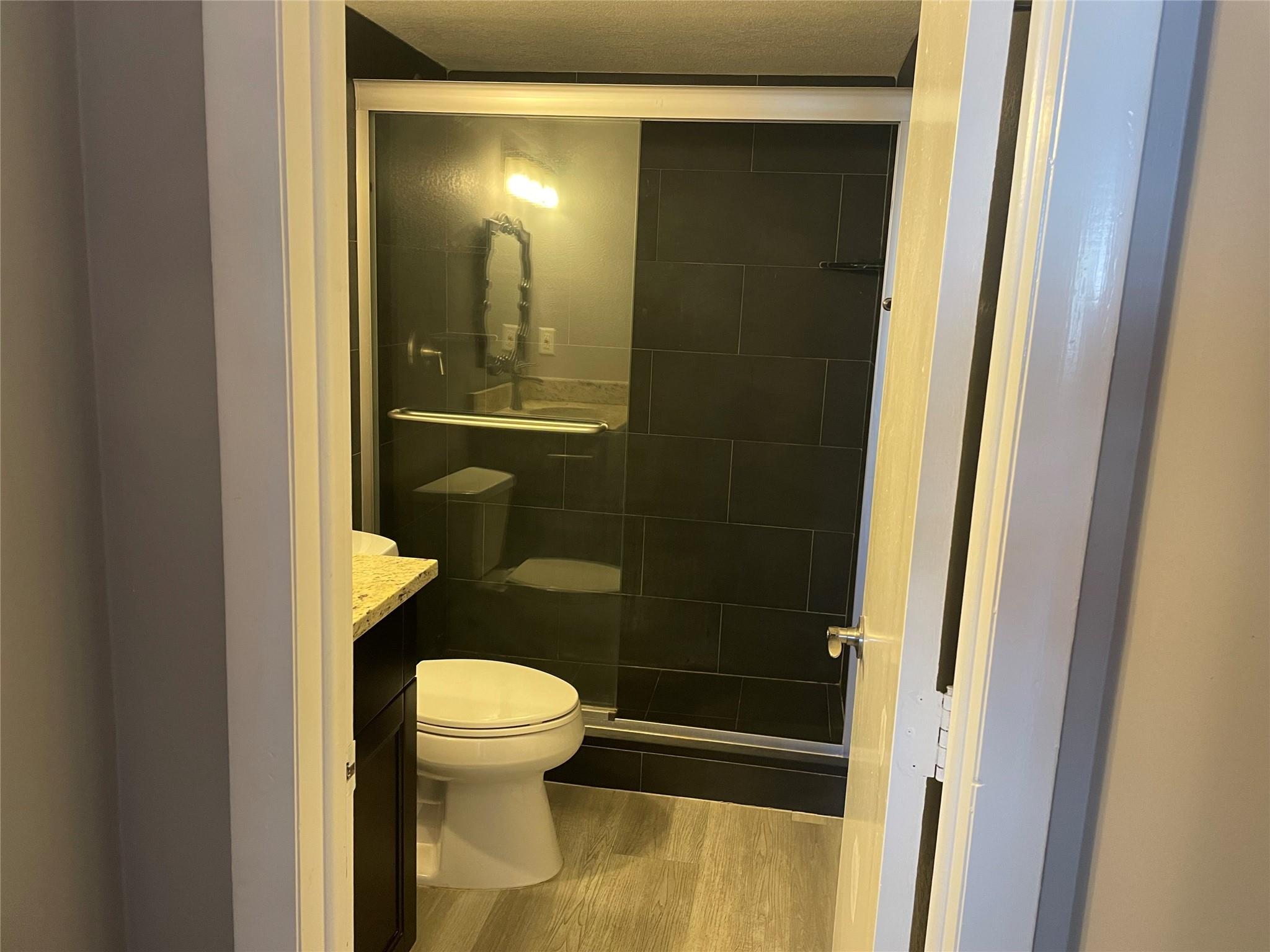 Lado Del Rio Condo - Residential Lease