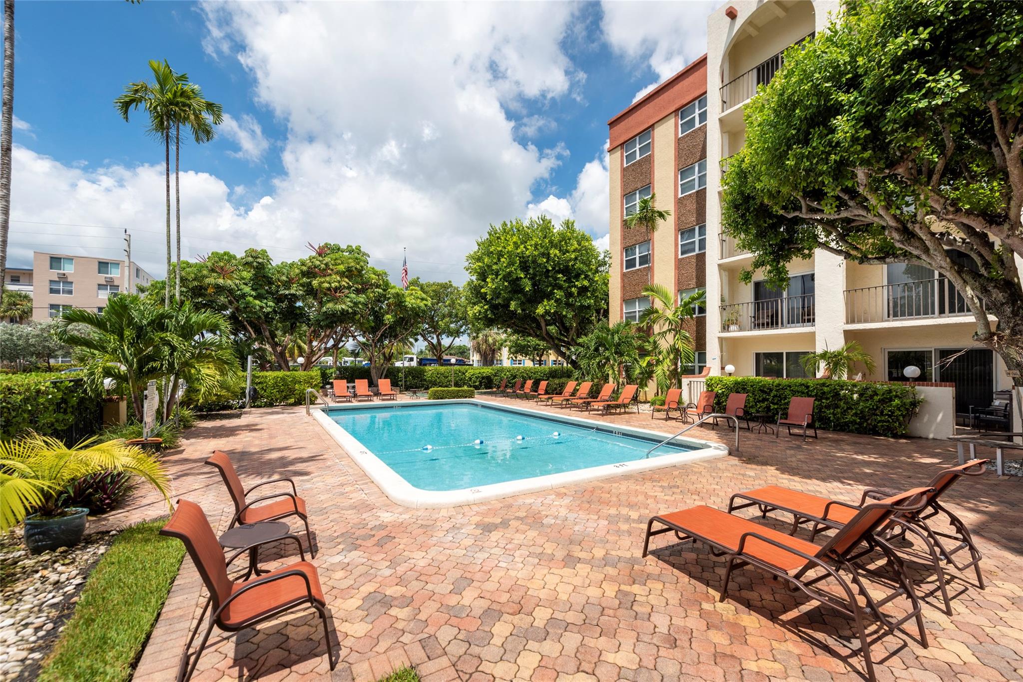 Lado Del Rio Condo - Residential Lease