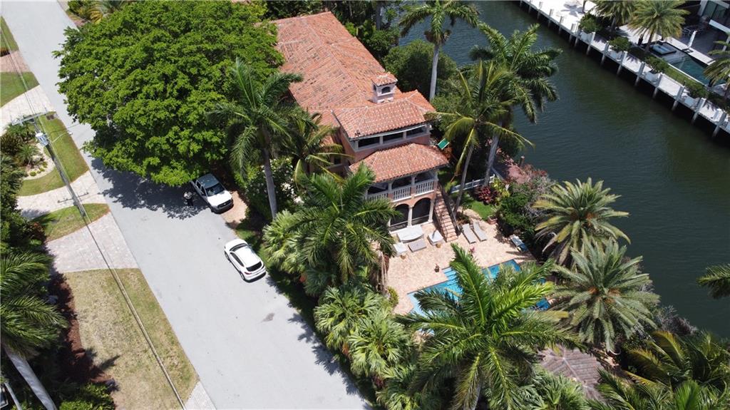 SEVEN ISLES - Residential