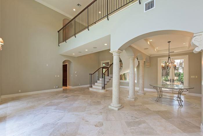 SEVEN ISLES - Residential