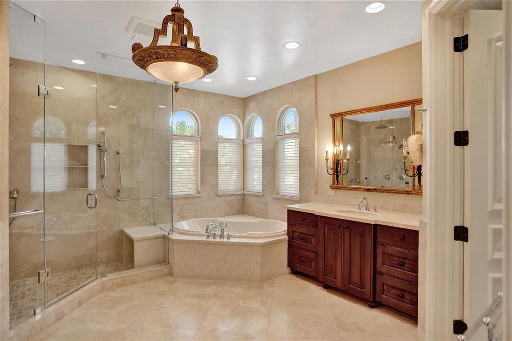 SEVEN ISLES - Residential