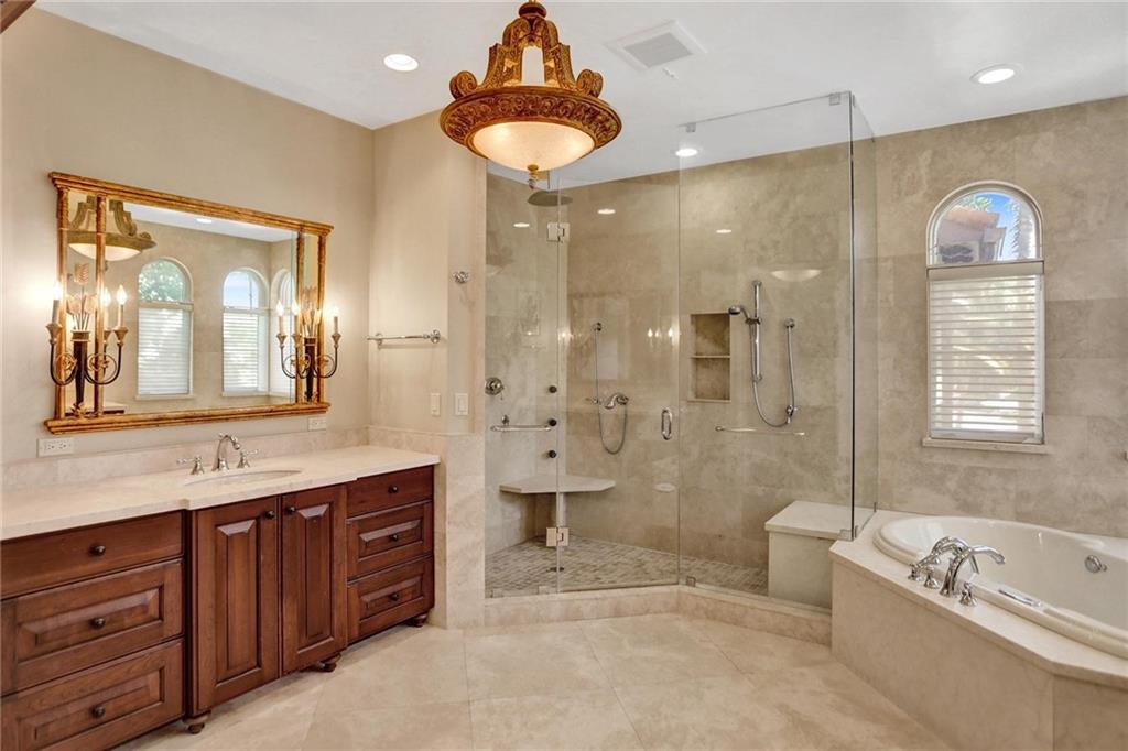 SEVEN ISLES - Residential