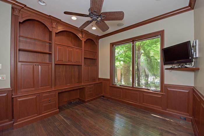 SEVEN ISLES - Residential