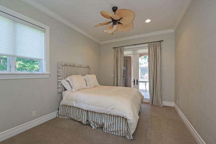 SEVEN ISLES - Residential