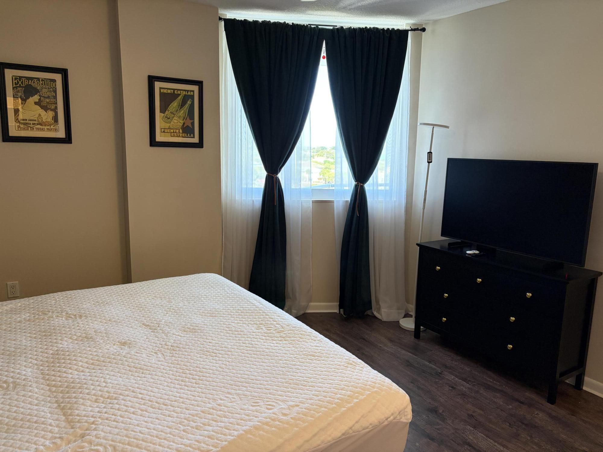 SLADE CONDO - Residential Lease