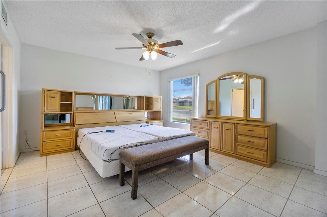 Huntington Pointe - Residential