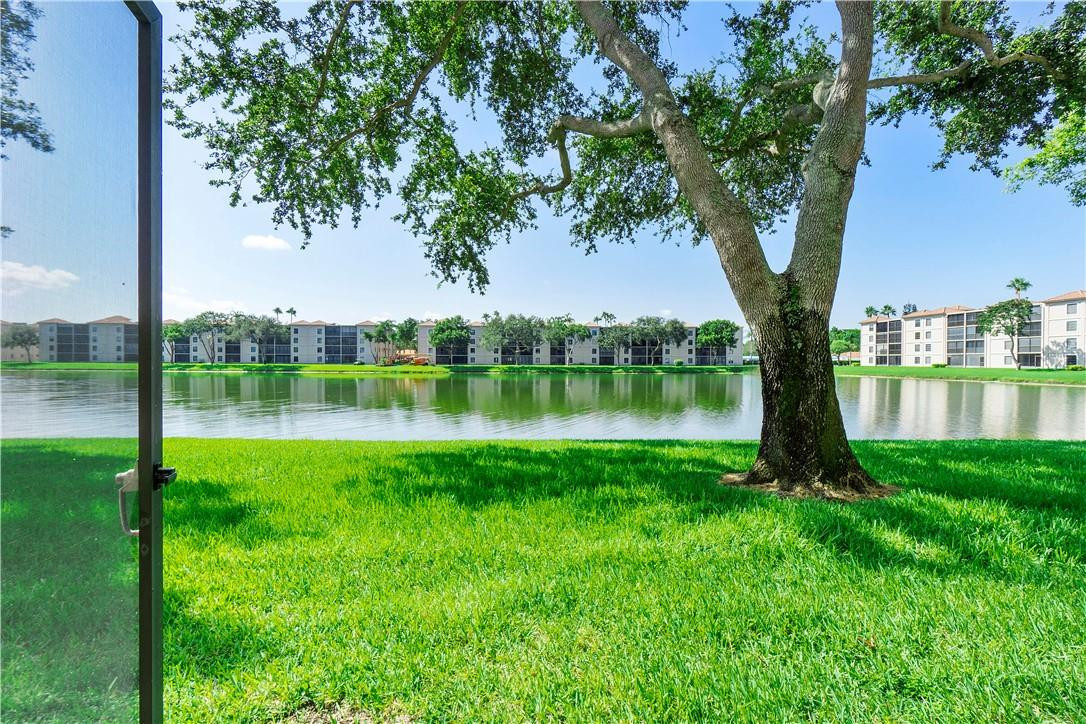 Huntington Pointe - Residential