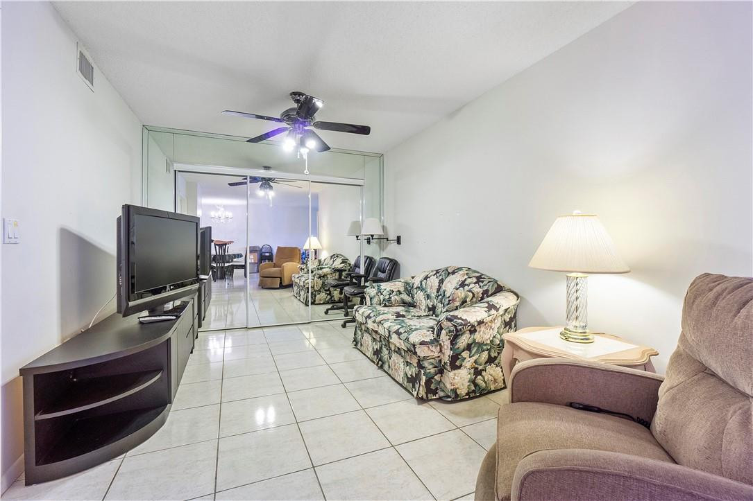 Huntington Pointe - Residential