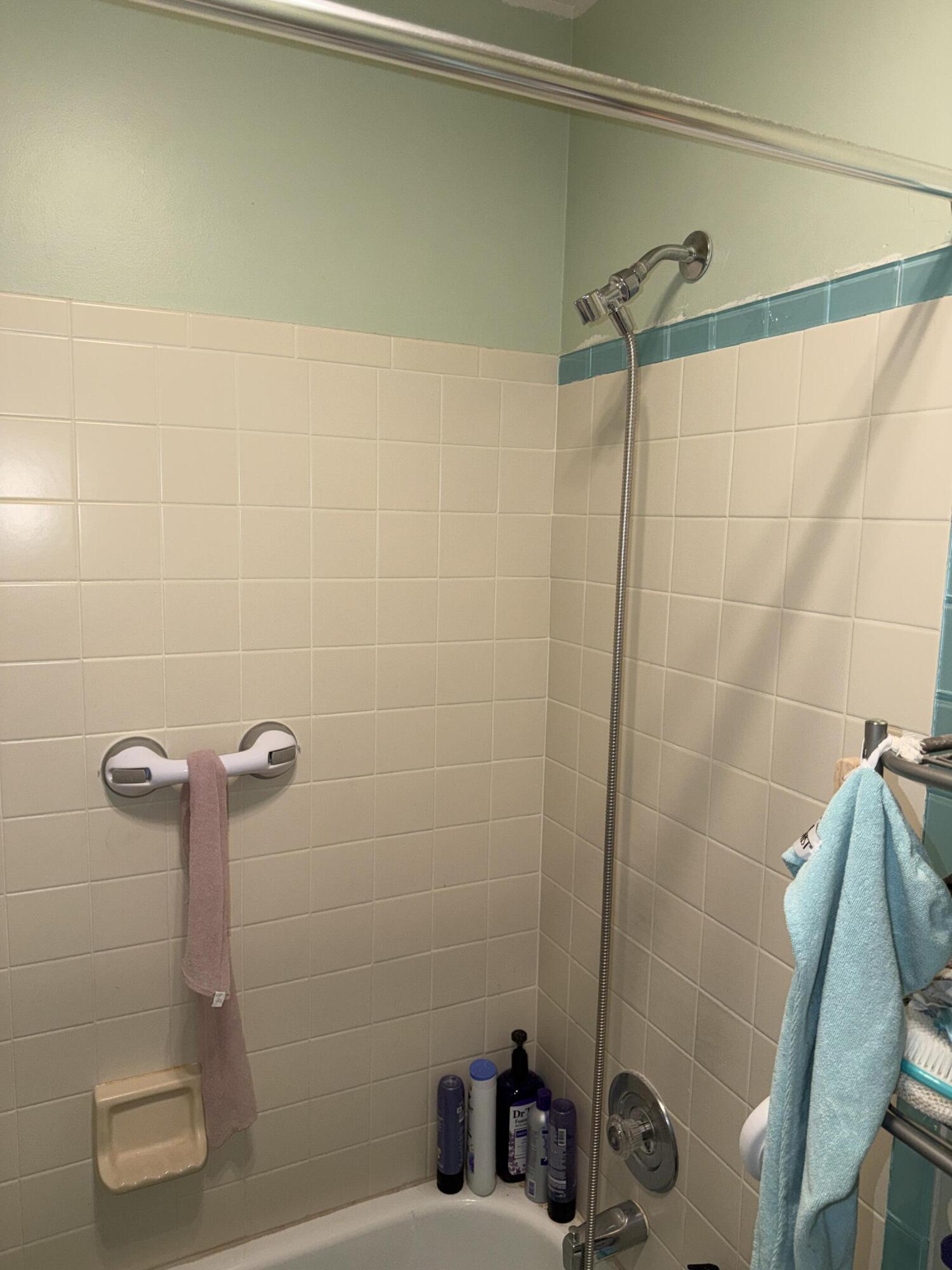 GOLDEN LAKES VILLAGE CONDO M - Residential