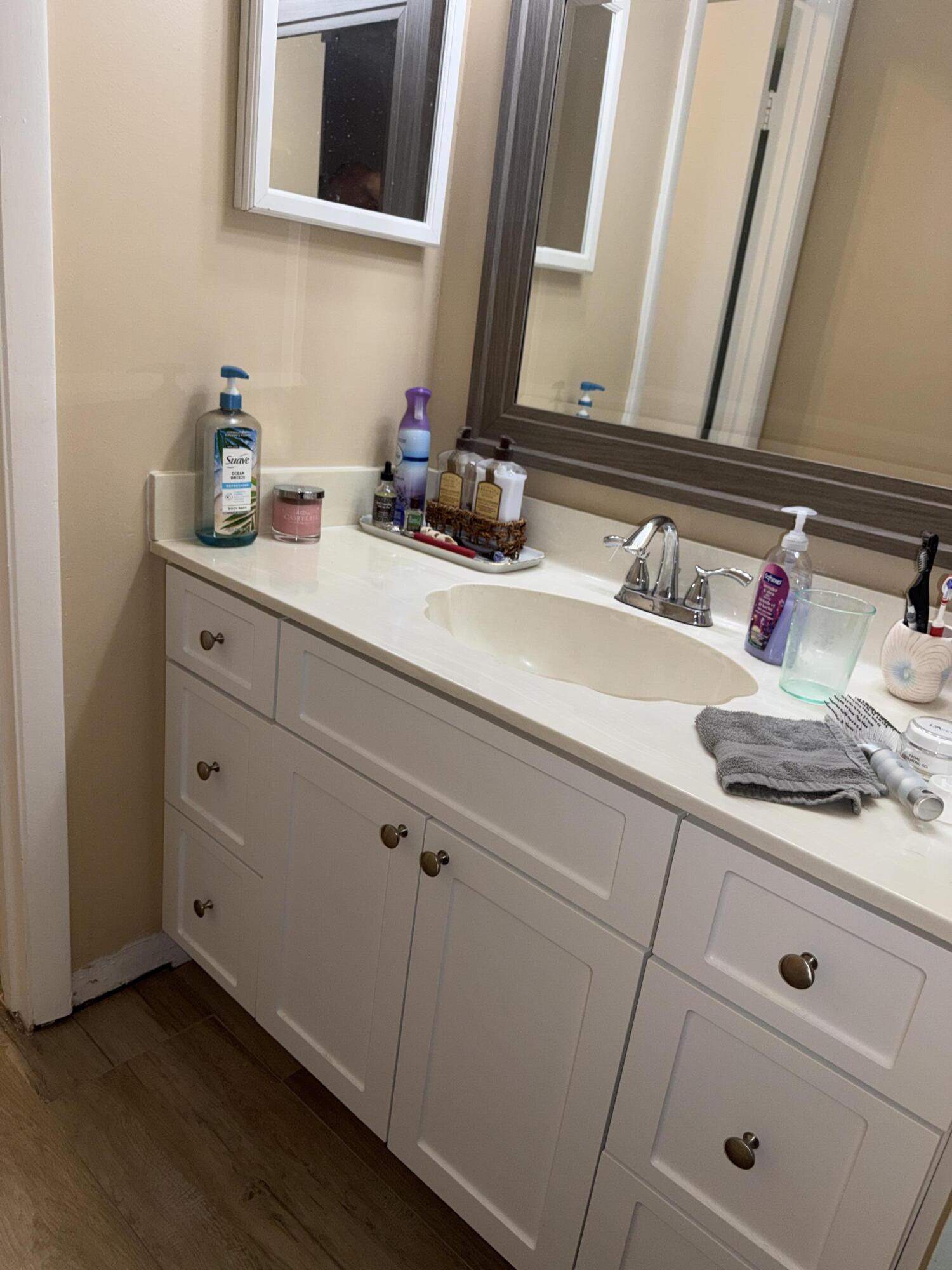 GOLDEN LAKES VILLAGE CONDO M - Residential