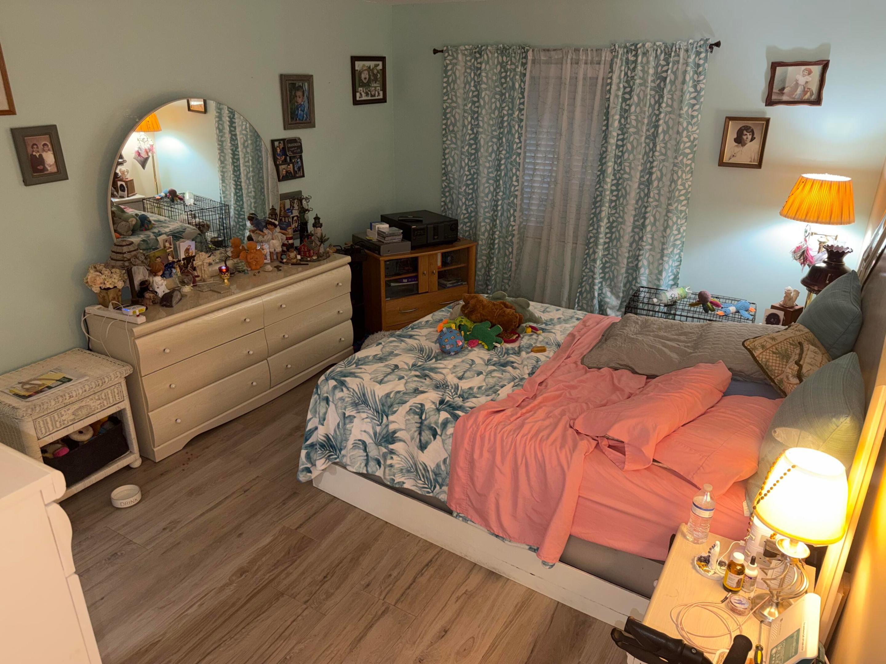GOLDEN LAKES VILLAGE CONDO M - Residential