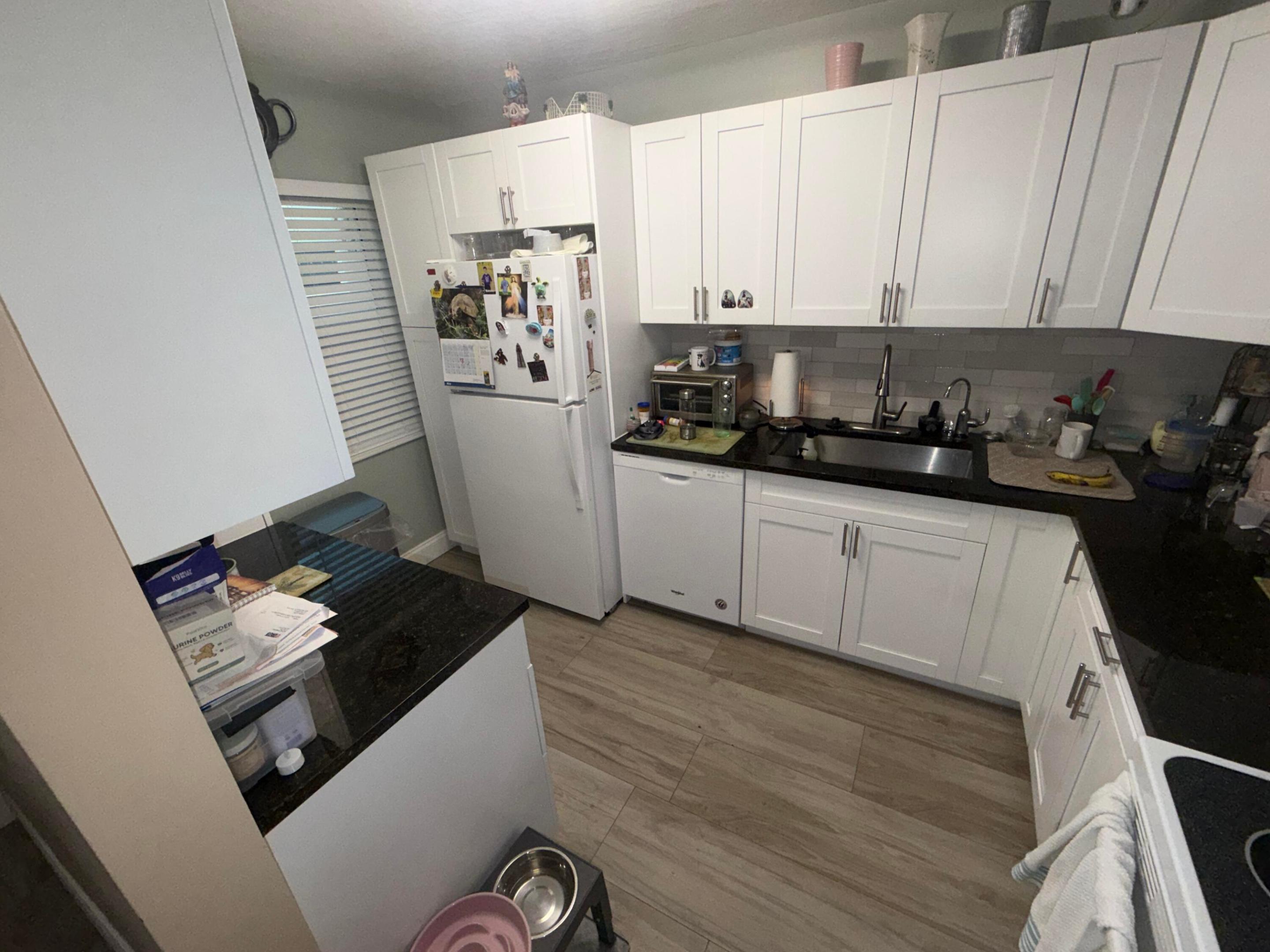 GOLDEN LAKES VILLAGE CONDO M - Residential