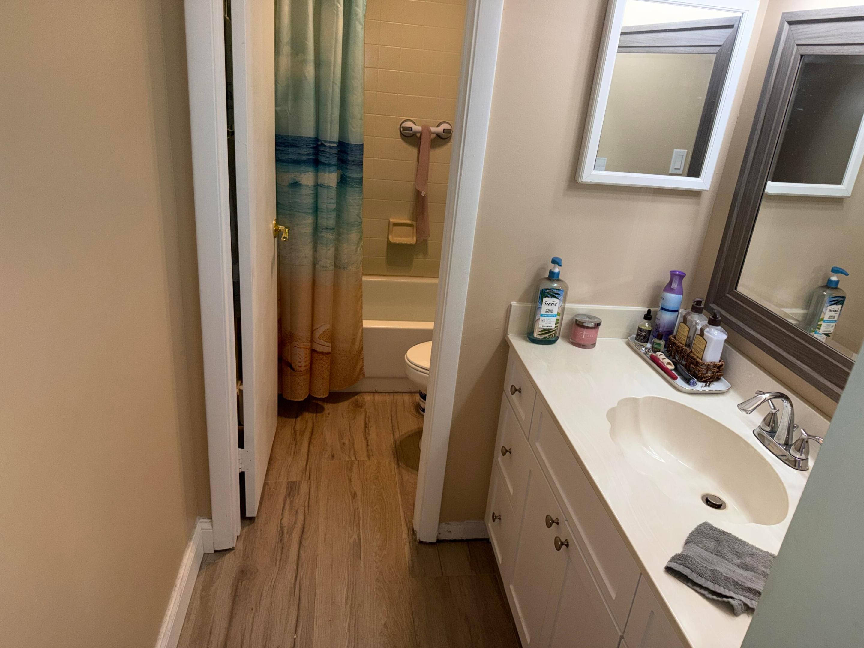 GOLDEN LAKES VILLAGE CONDO M - Residential
