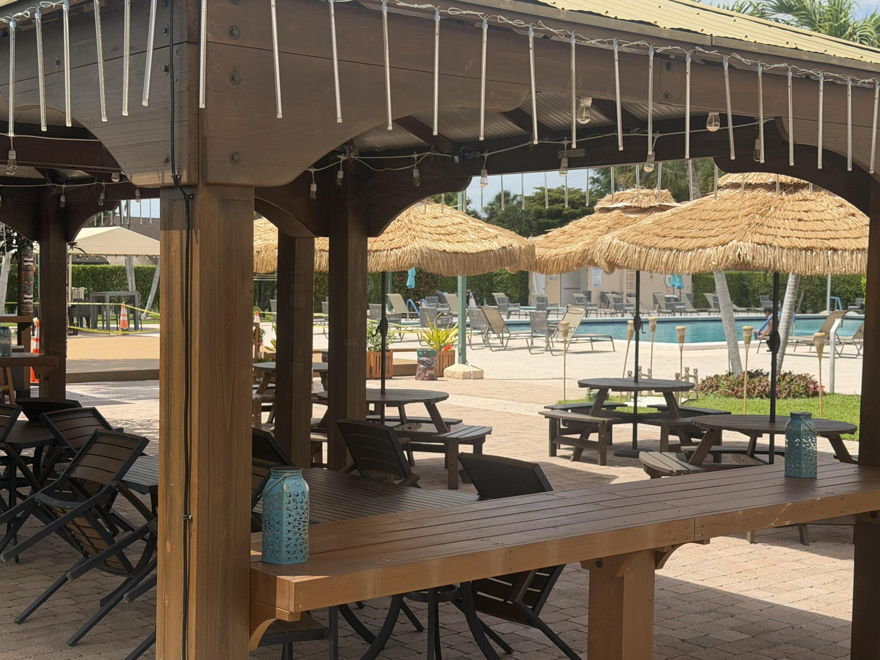 GOLDEN LAKES VILLAGE CONDO M - Residential