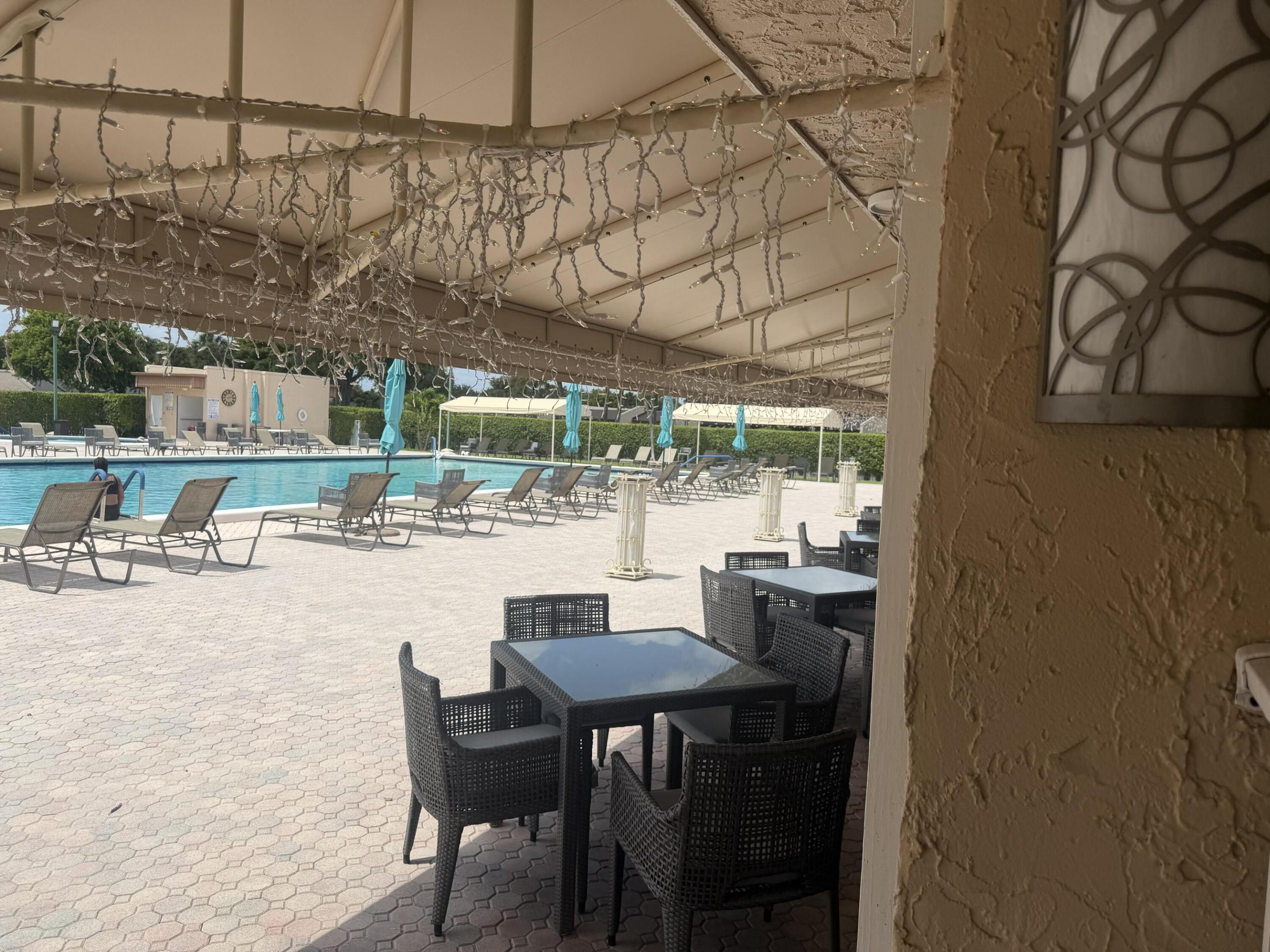 GOLDEN LAKES VILLAGE CONDO M - Residential