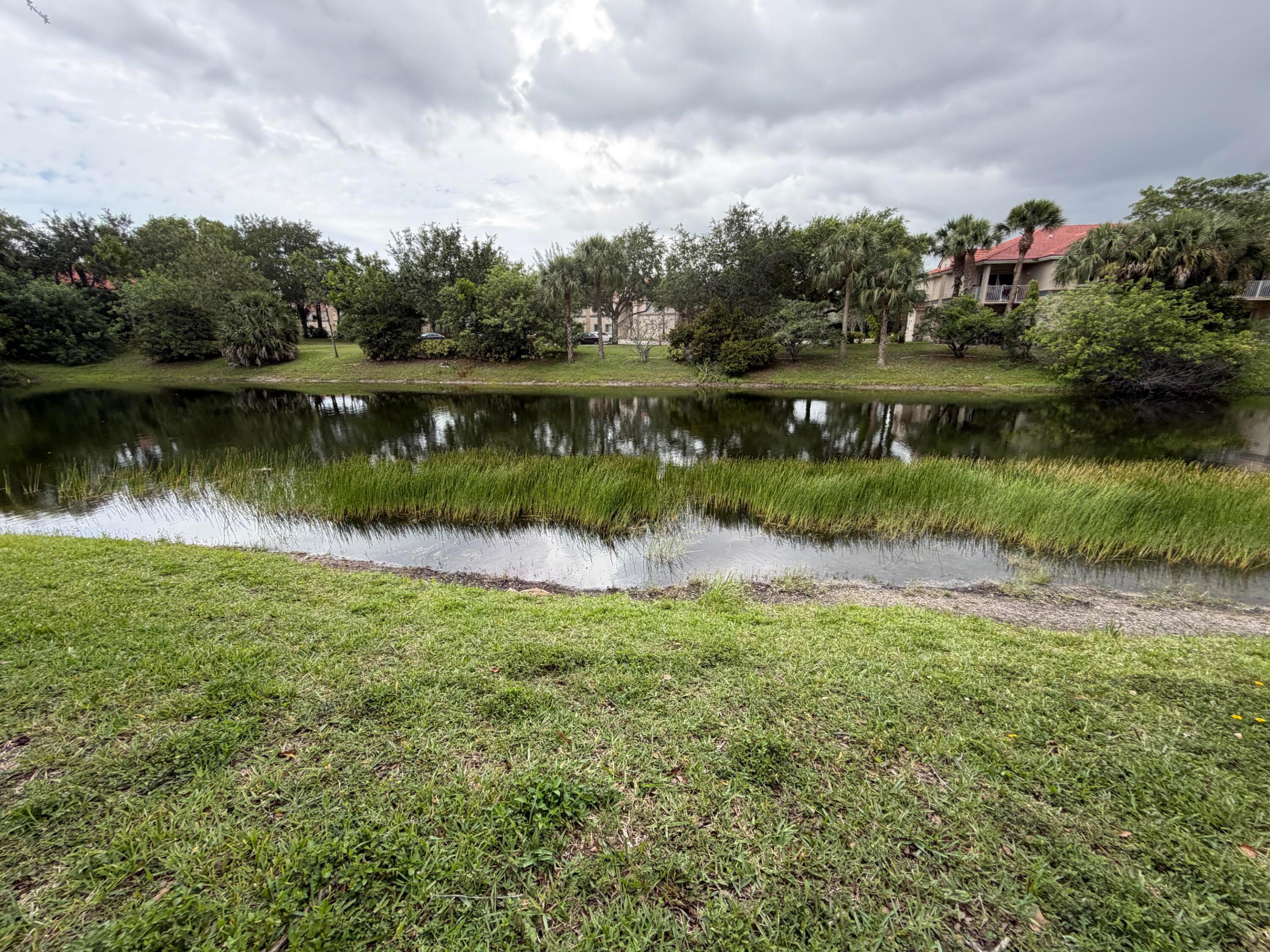 GOLDEN LAKES VILLAGE CONDO M - Residential