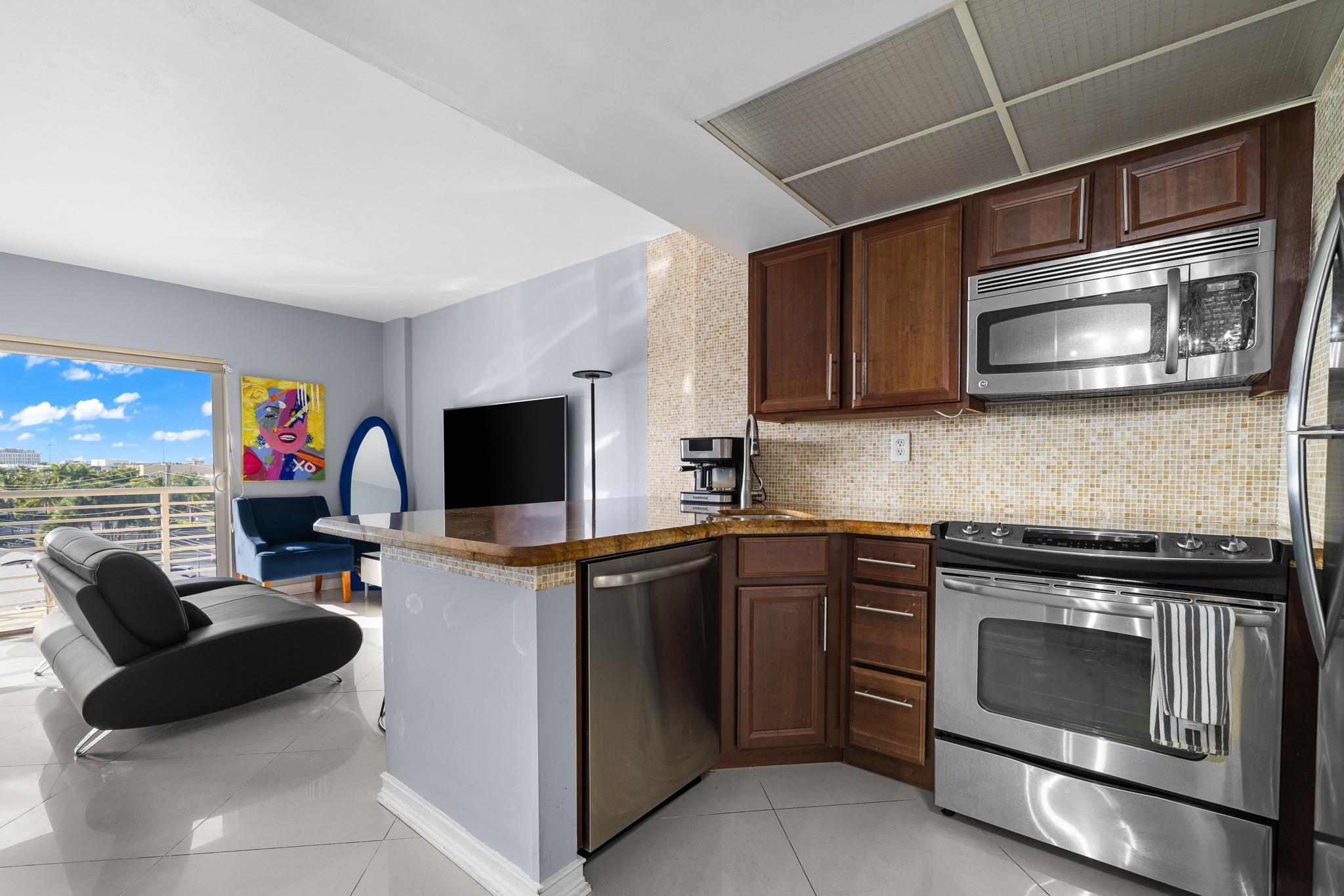 Lauderdale Tower Condo - Residential Lease