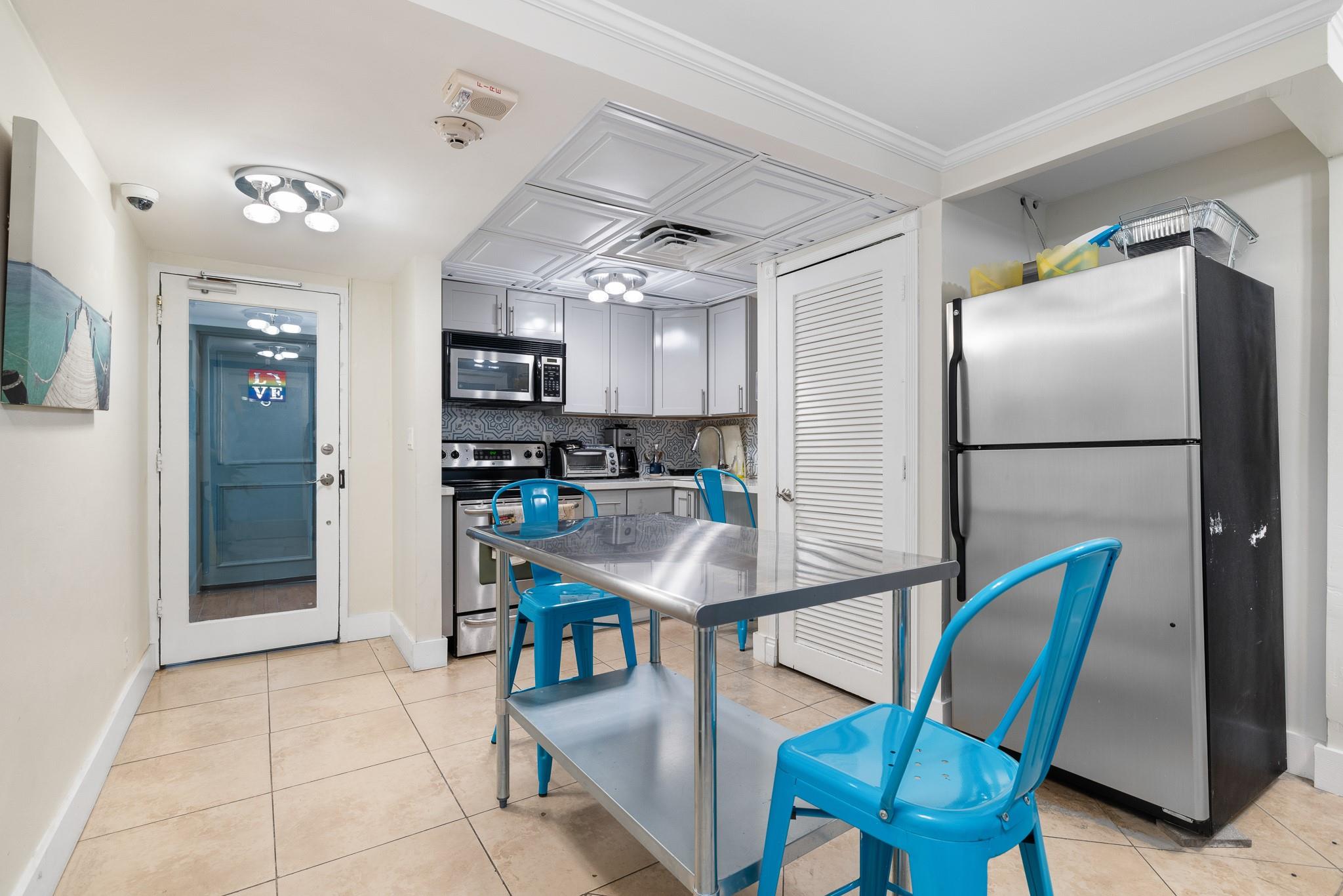 Lauderdale Tower Condo - Residential Lease