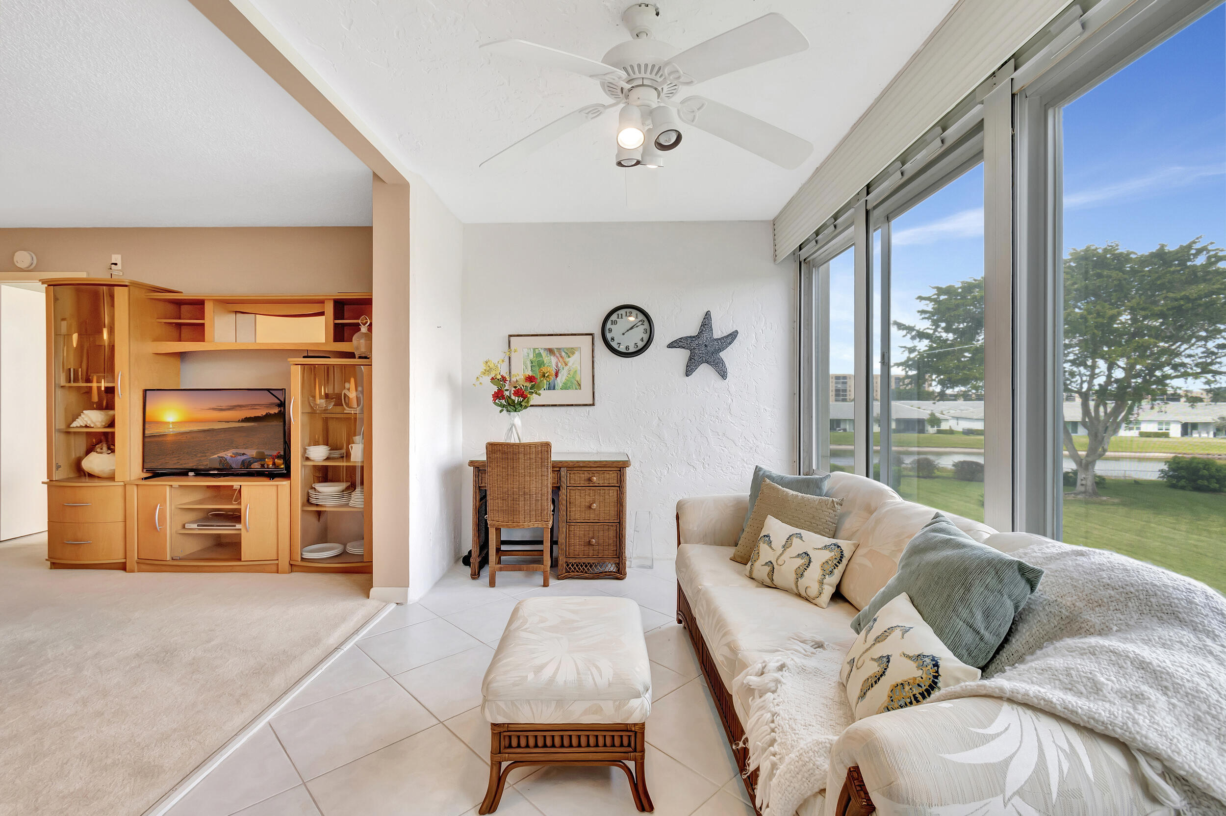 VILLAGES OF ORIOLE ABBEY CONDO - Residential