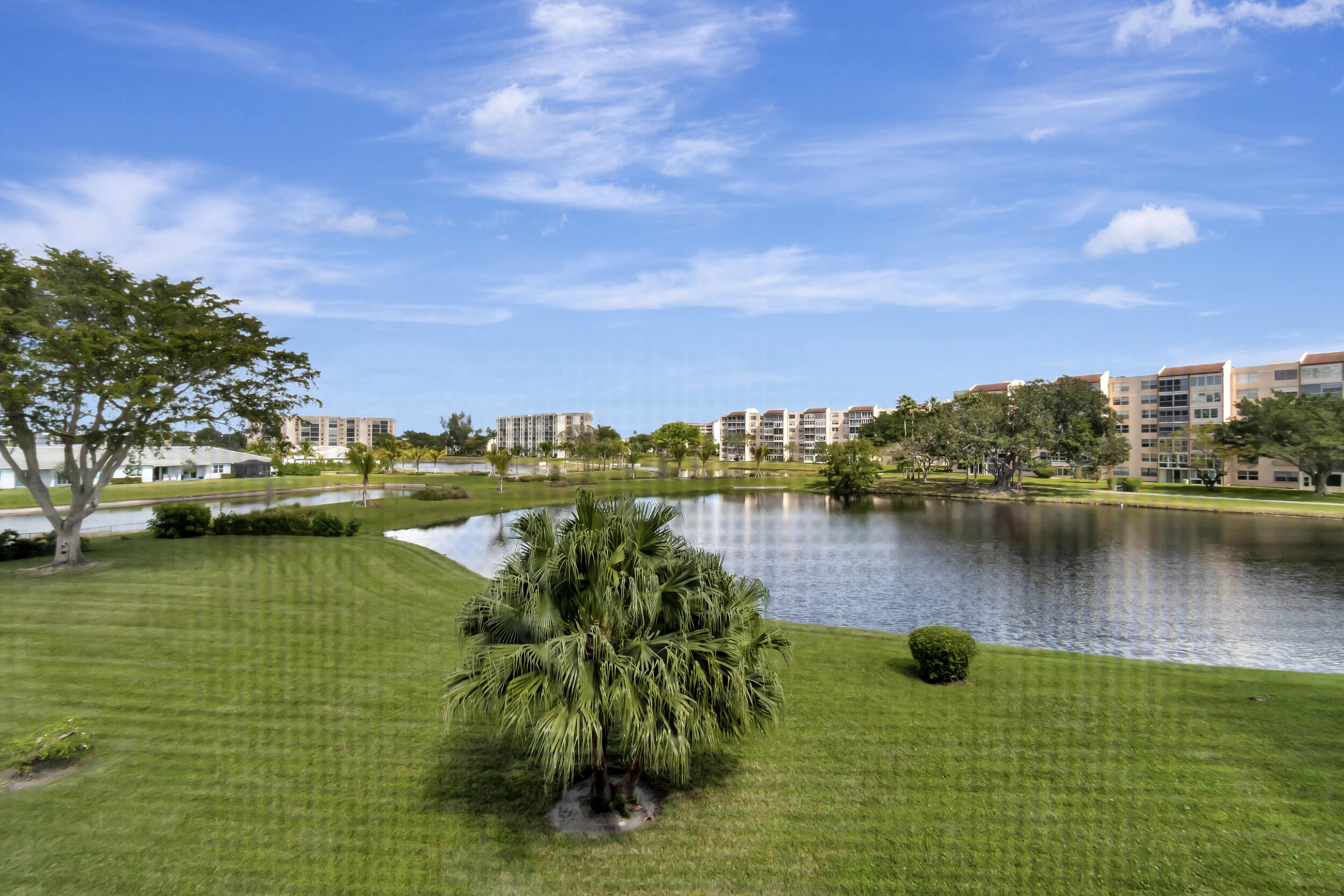 VILLAGES OF ORIOLE ABBEY CONDO - Residential