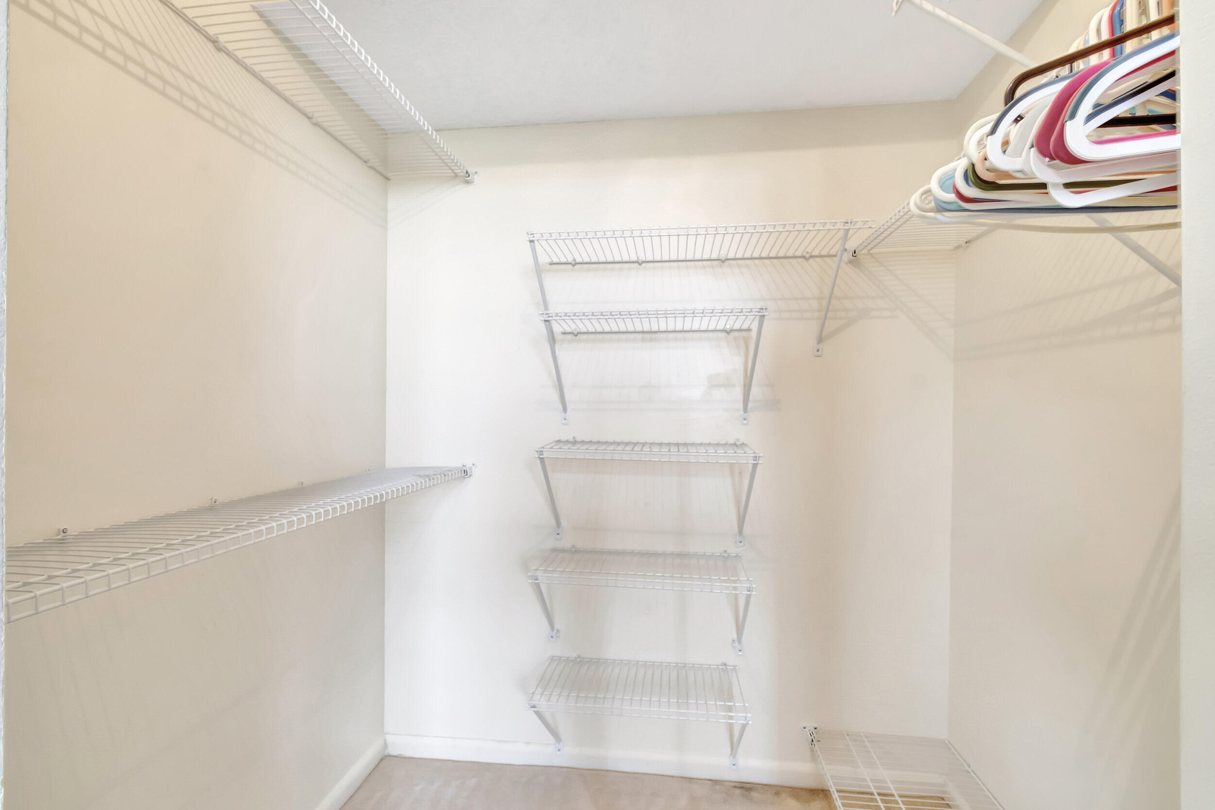 VILLAGES OF ORIOLE ABBEY CONDO - Residential