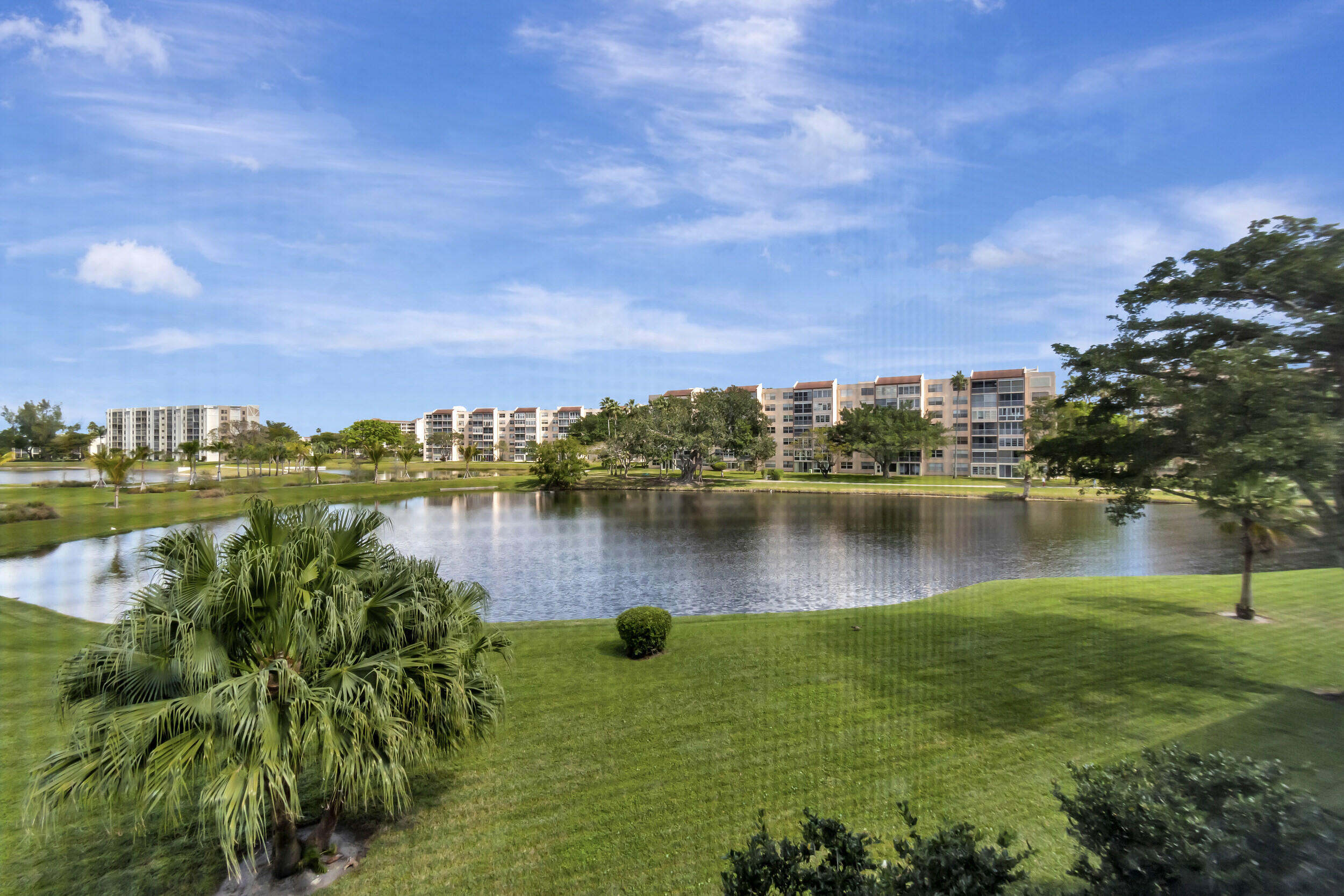 VILLAGES OF ORIOLE ABBEY CONDO - Residential