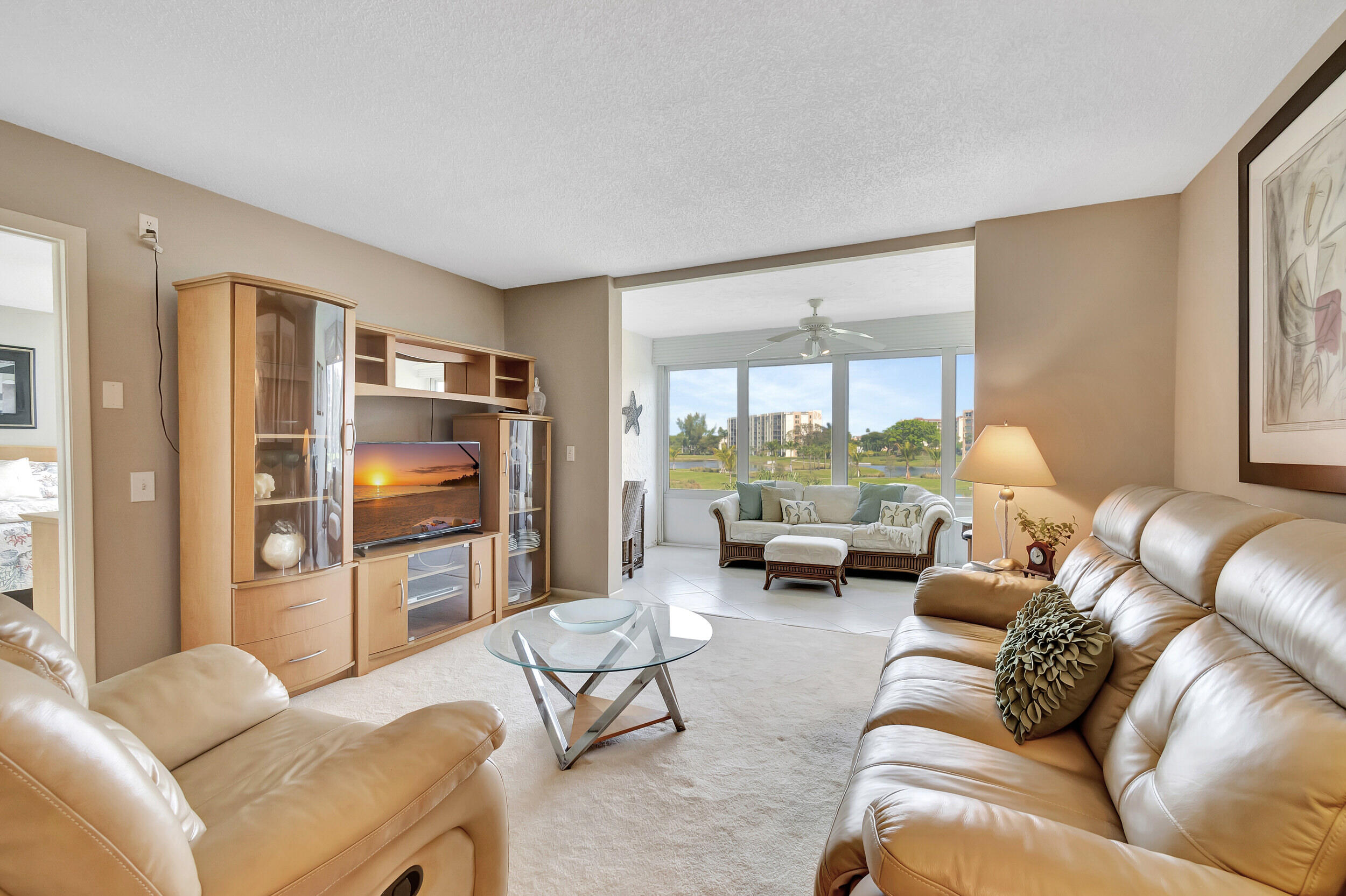 VILLAGES OF ORIOLE ABBEY CONDO - Residential