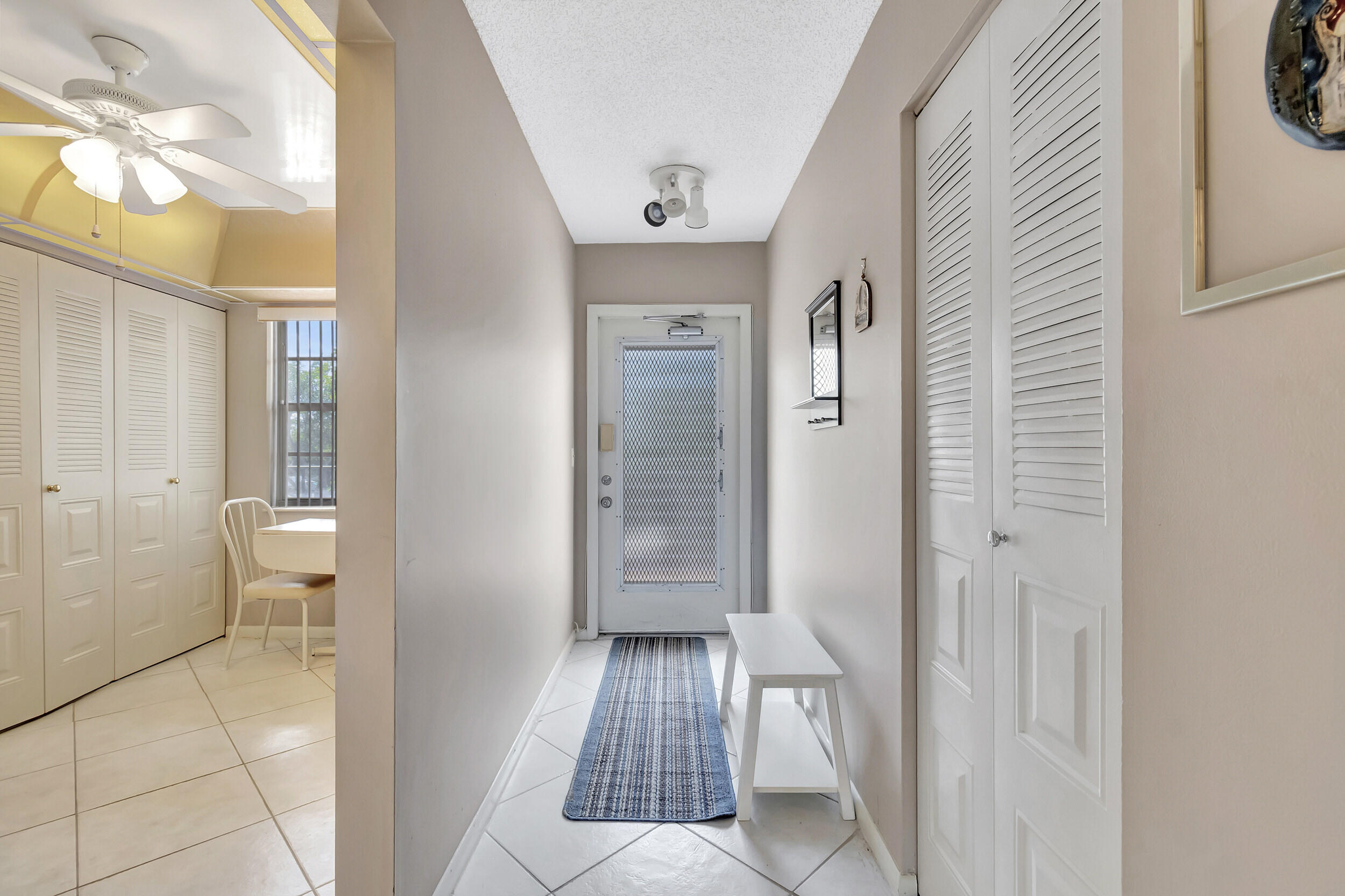 VILLAGES OF ORIOLE ABBEY CONDO - Residential