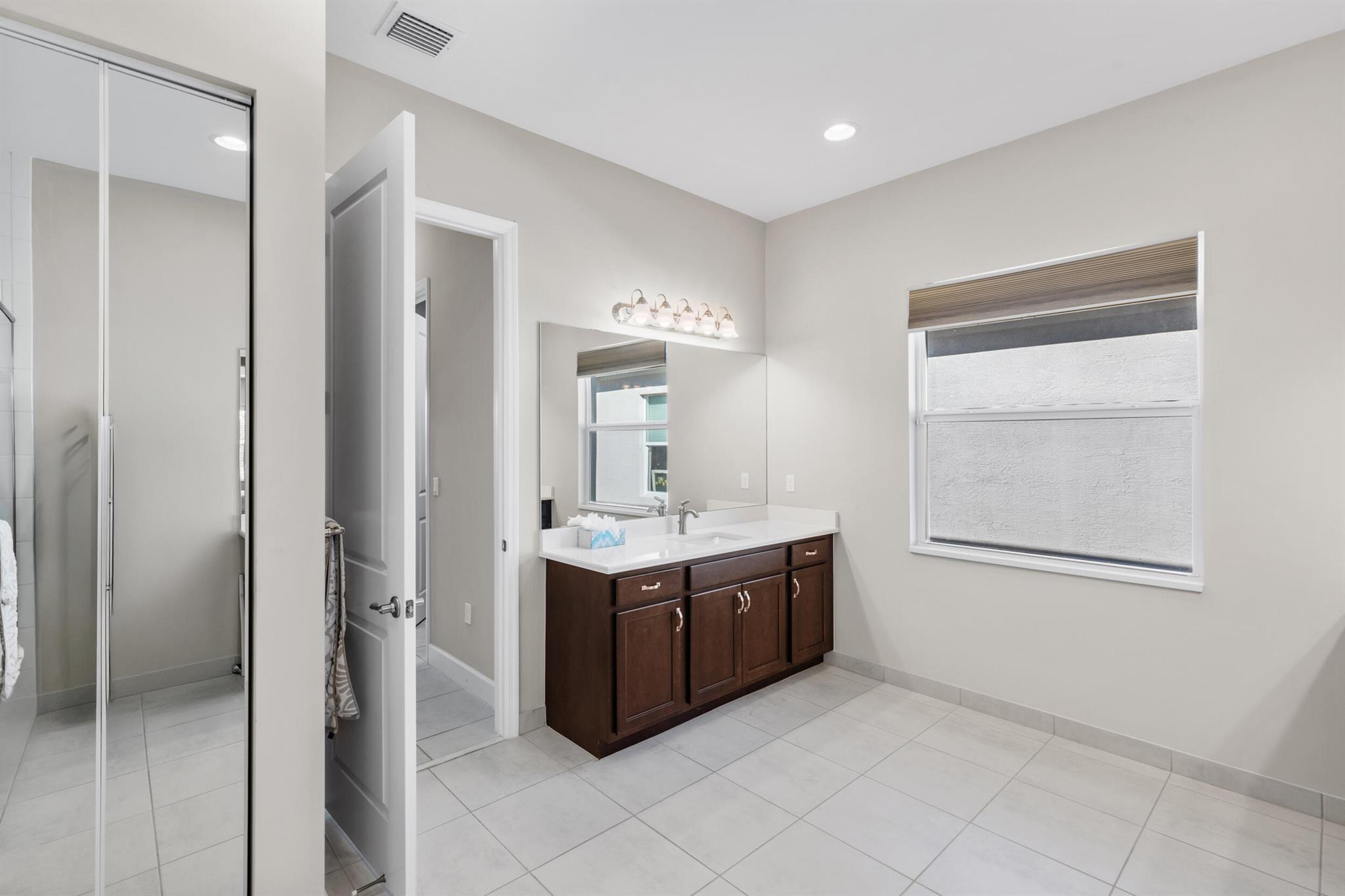 RIVERLAND, Valencia Grove - Residential