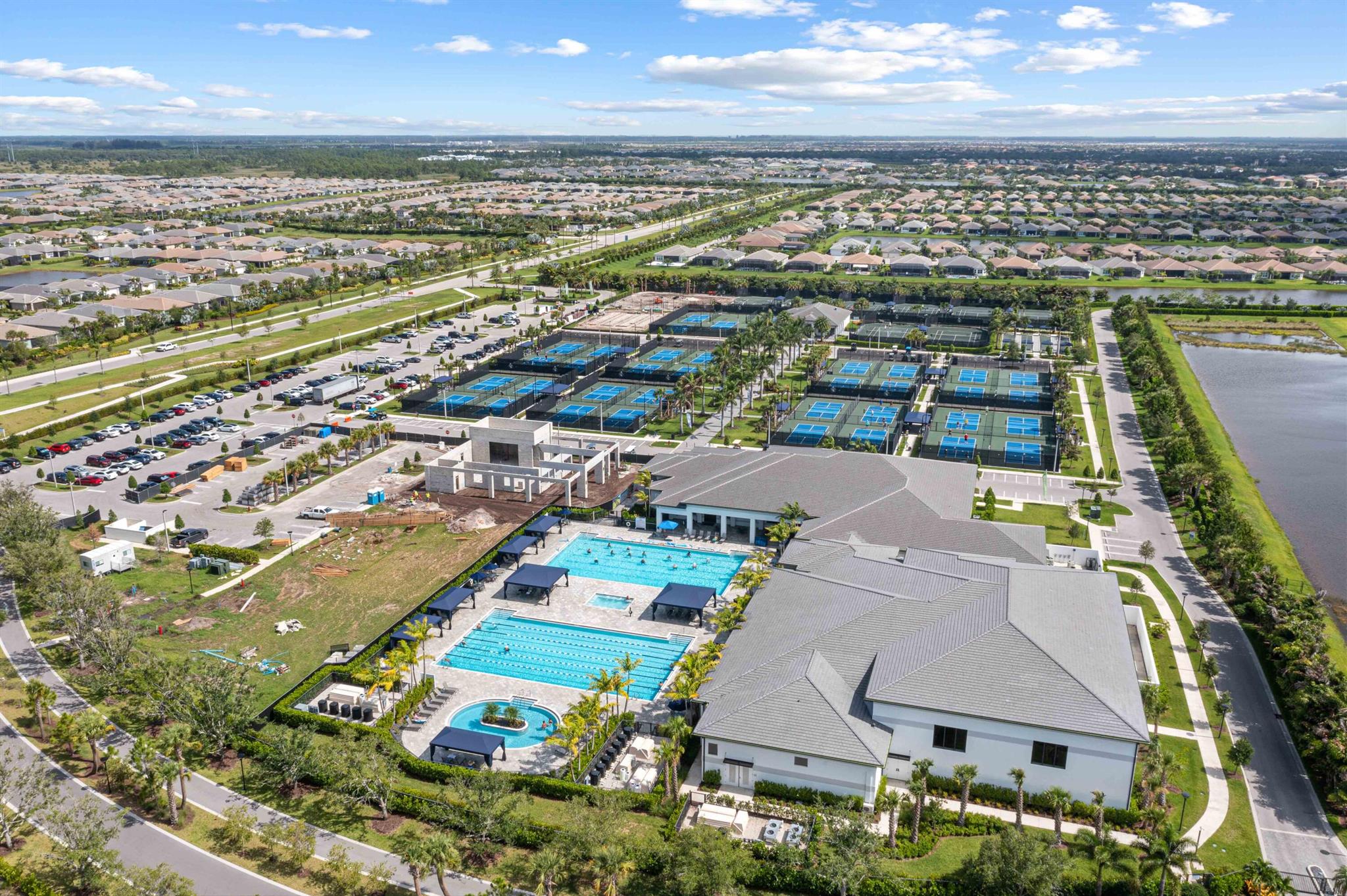 RIVERLAND, Valencia Grove - Residential