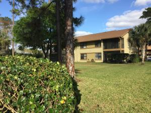 SHEFFIELD WOODS AT WELLINGTON CONDO - Residential