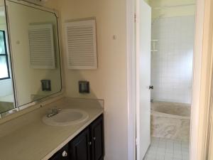 SHEFFIELD WOODS AT WELLINGTON CONDO - Residential