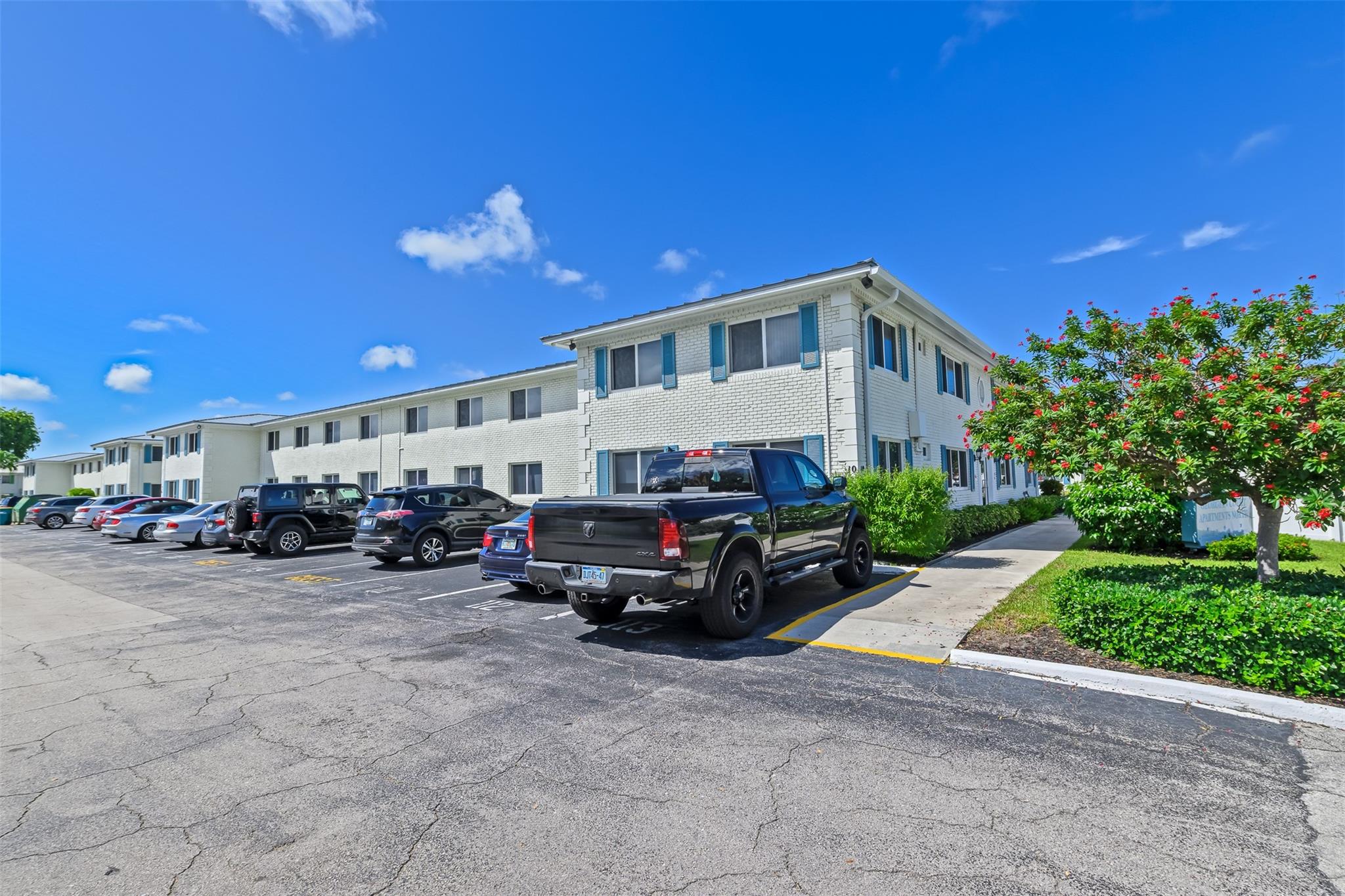 GEORGIAN COURT APTS NORTH - Residential