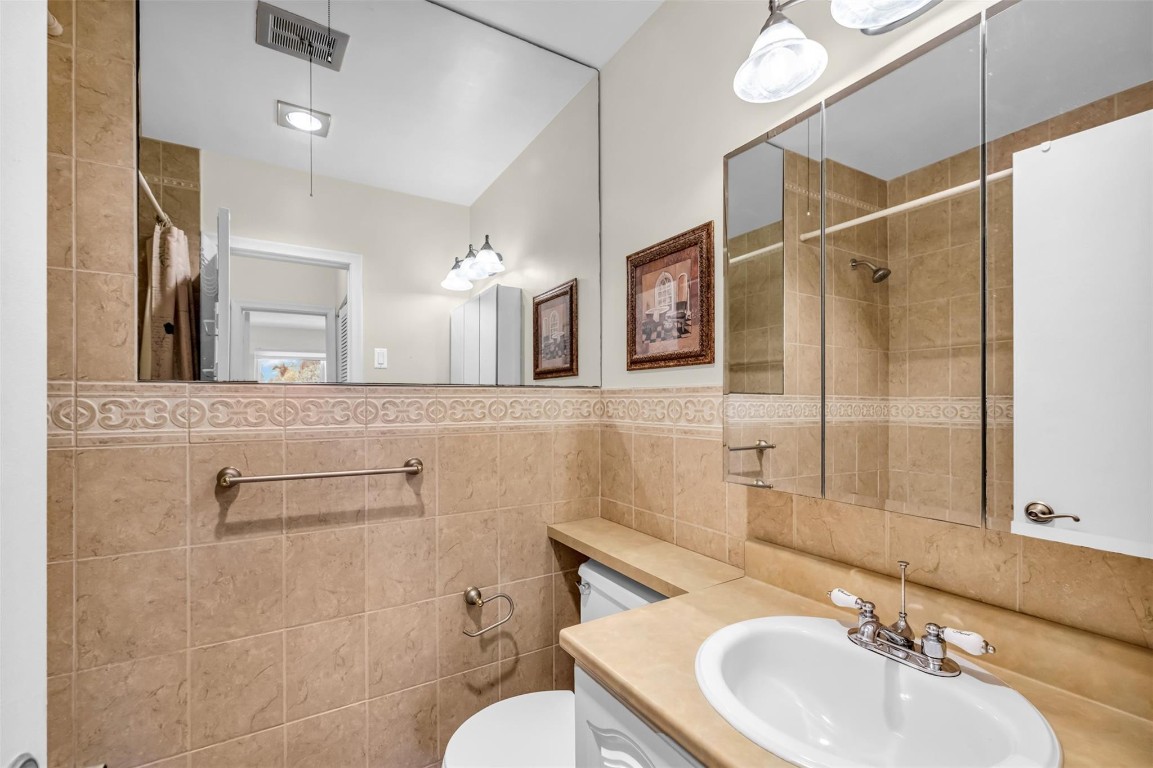 GEORGIAN COURT APTS NORTH - Residential