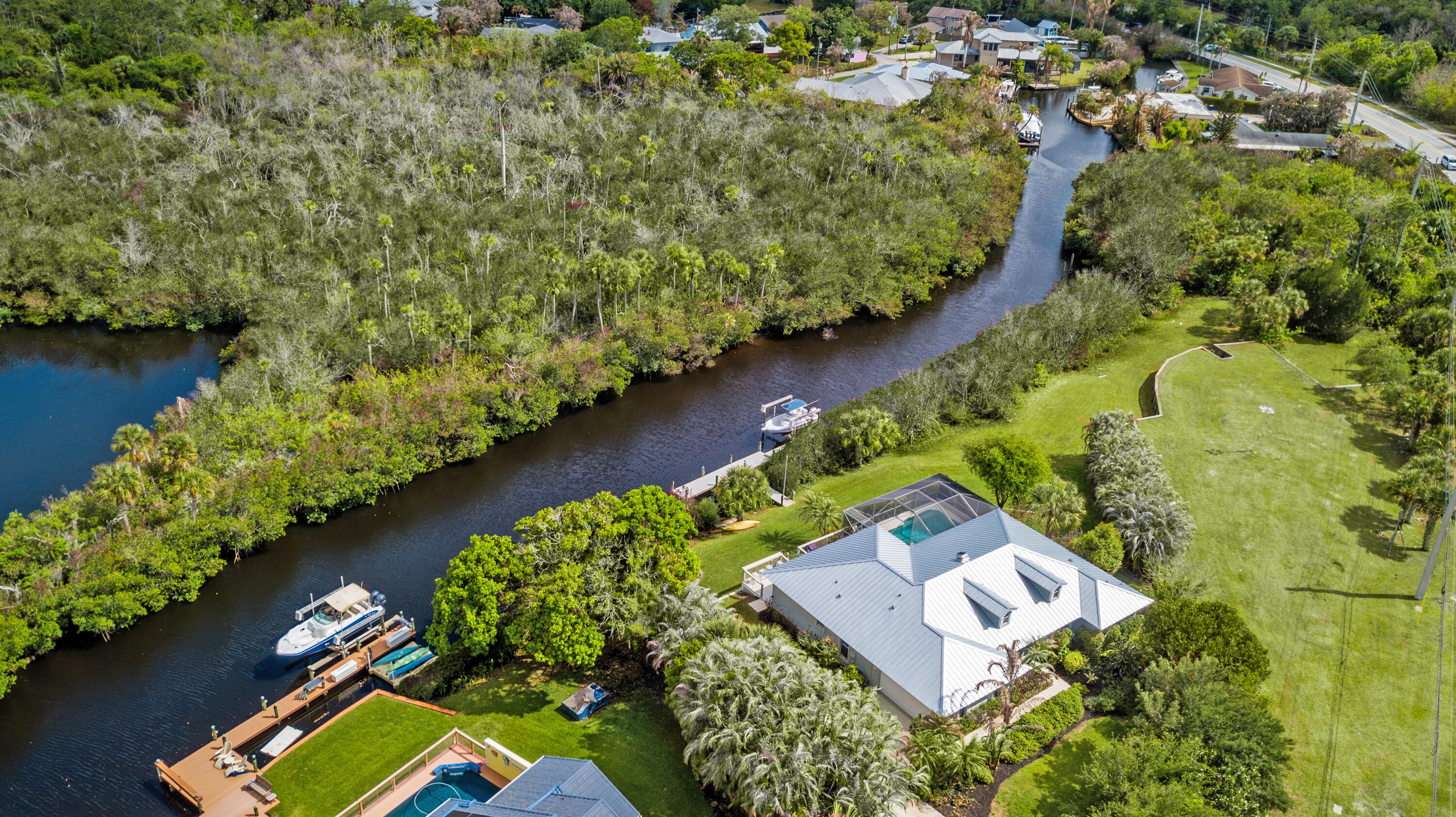 3281 SW Water Edge Way