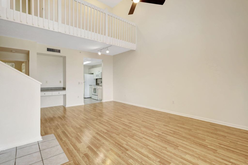 Photo of 4812 S Central Boulevard #24, Jupiter, FL 33458 (MLS # B26042580)