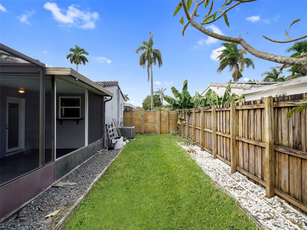 Orangebrook Golf Ests - Residential