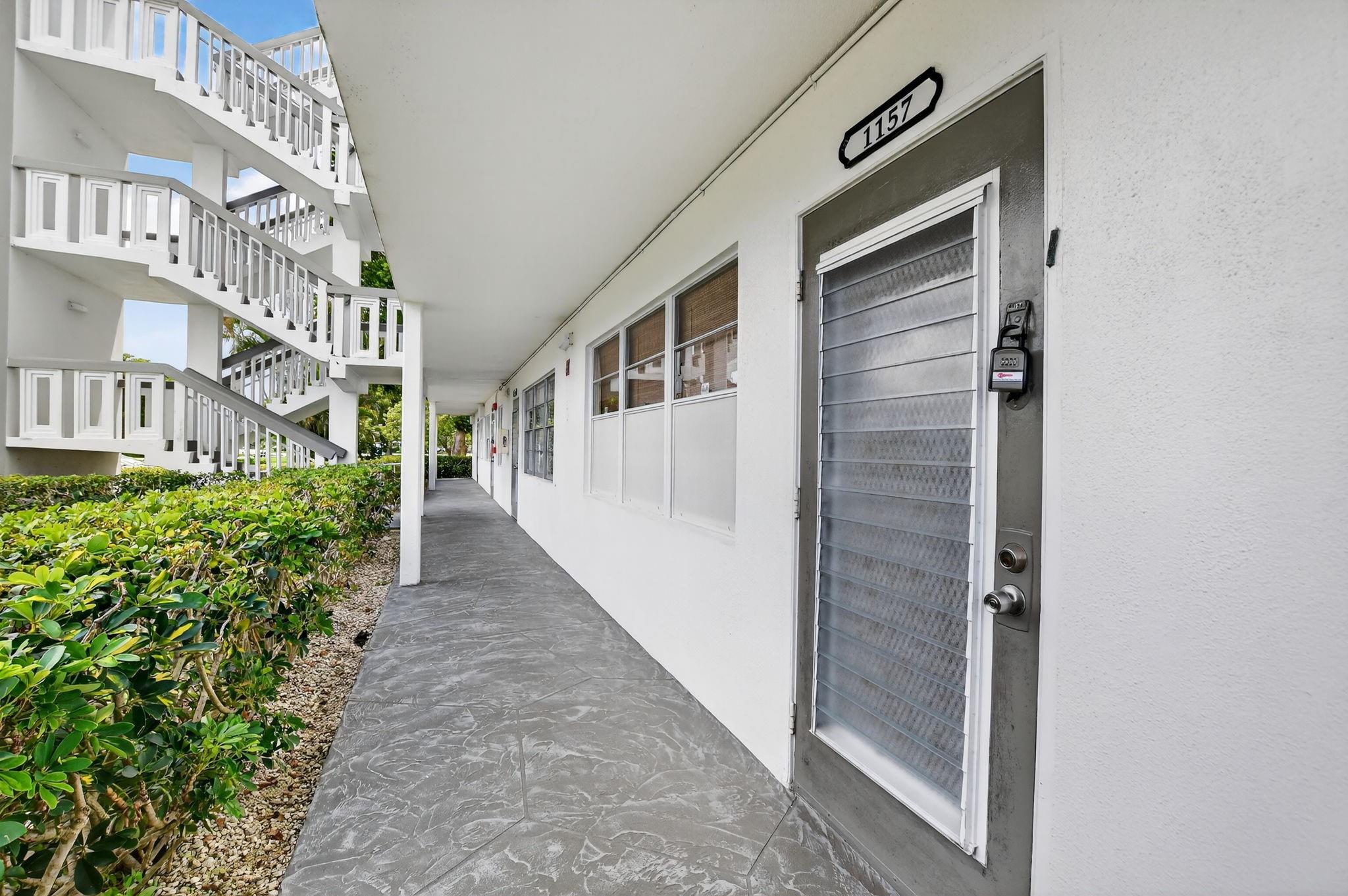 1157 Cambridge G 1157