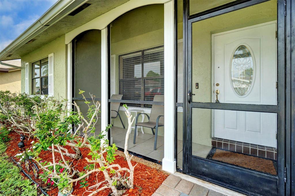 Photo of 8240 NW 94th Avenue, Tamarac, FL 33321 (MLS # F10526376)