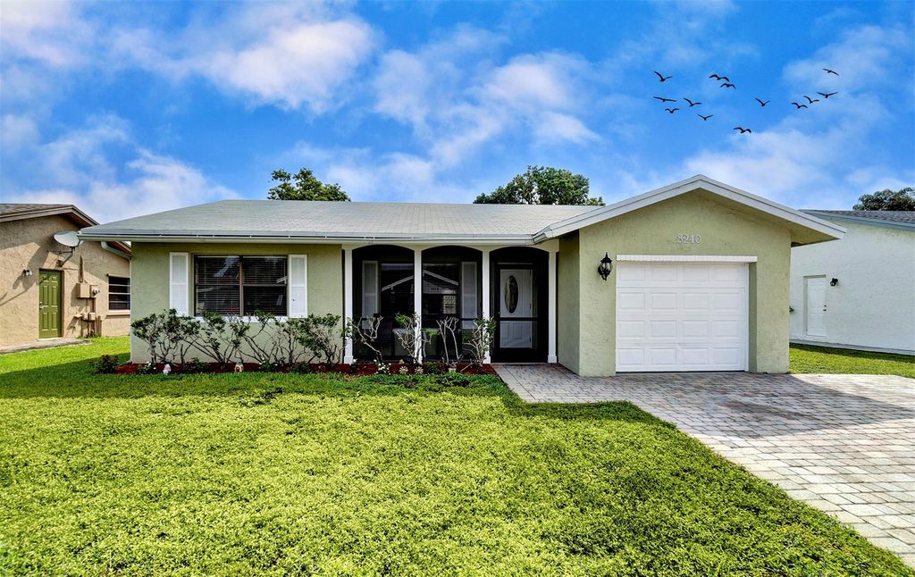 Photo of 8240 NW 94th Avenue, Tamarac, FL 33321 (MLS # F10526376)